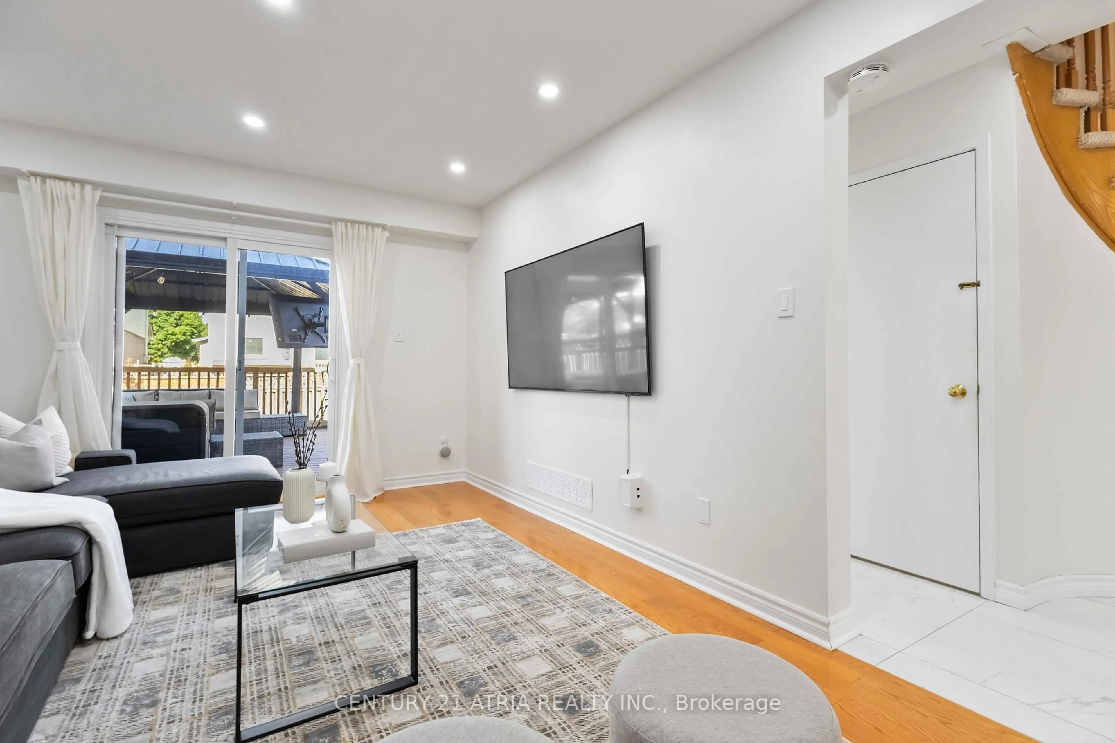 A pic of a room for 11 Valley Centre Dr, Toronto Ontario M1X 1K9
