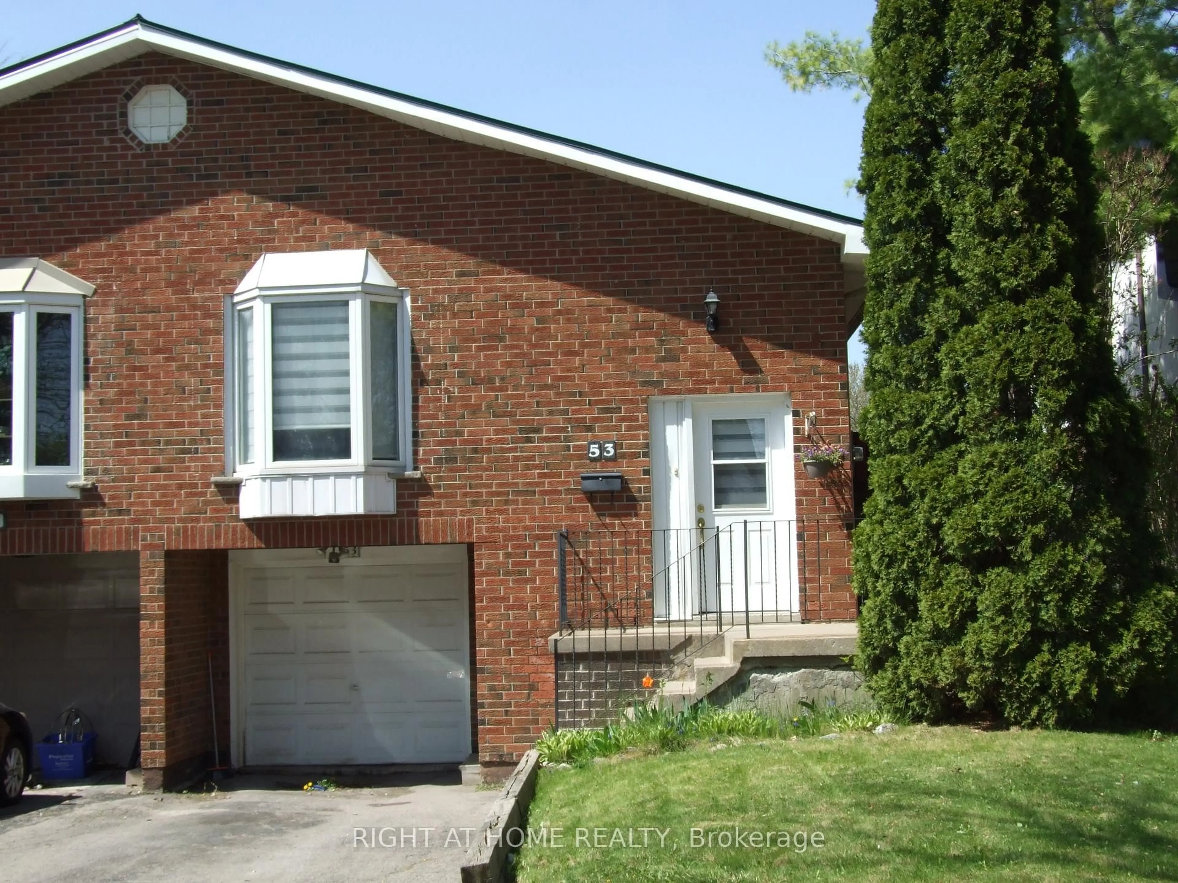 Home with brick exterior material, street for 53 Renfield Cres, Whitby Ontario L1P 1B2