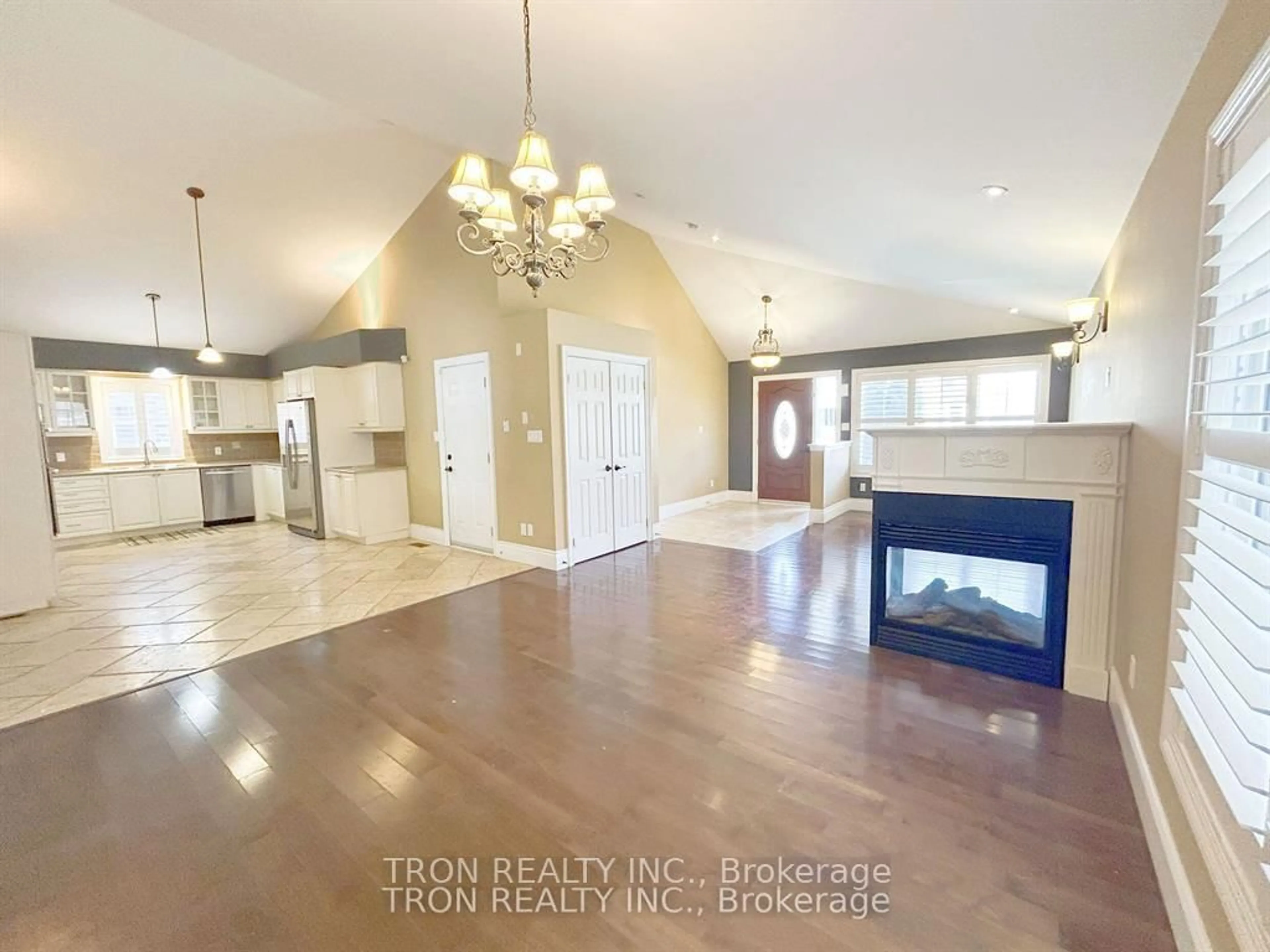 Unknown for 888 Barbados St, Oshawa Ontario L1J 0A5