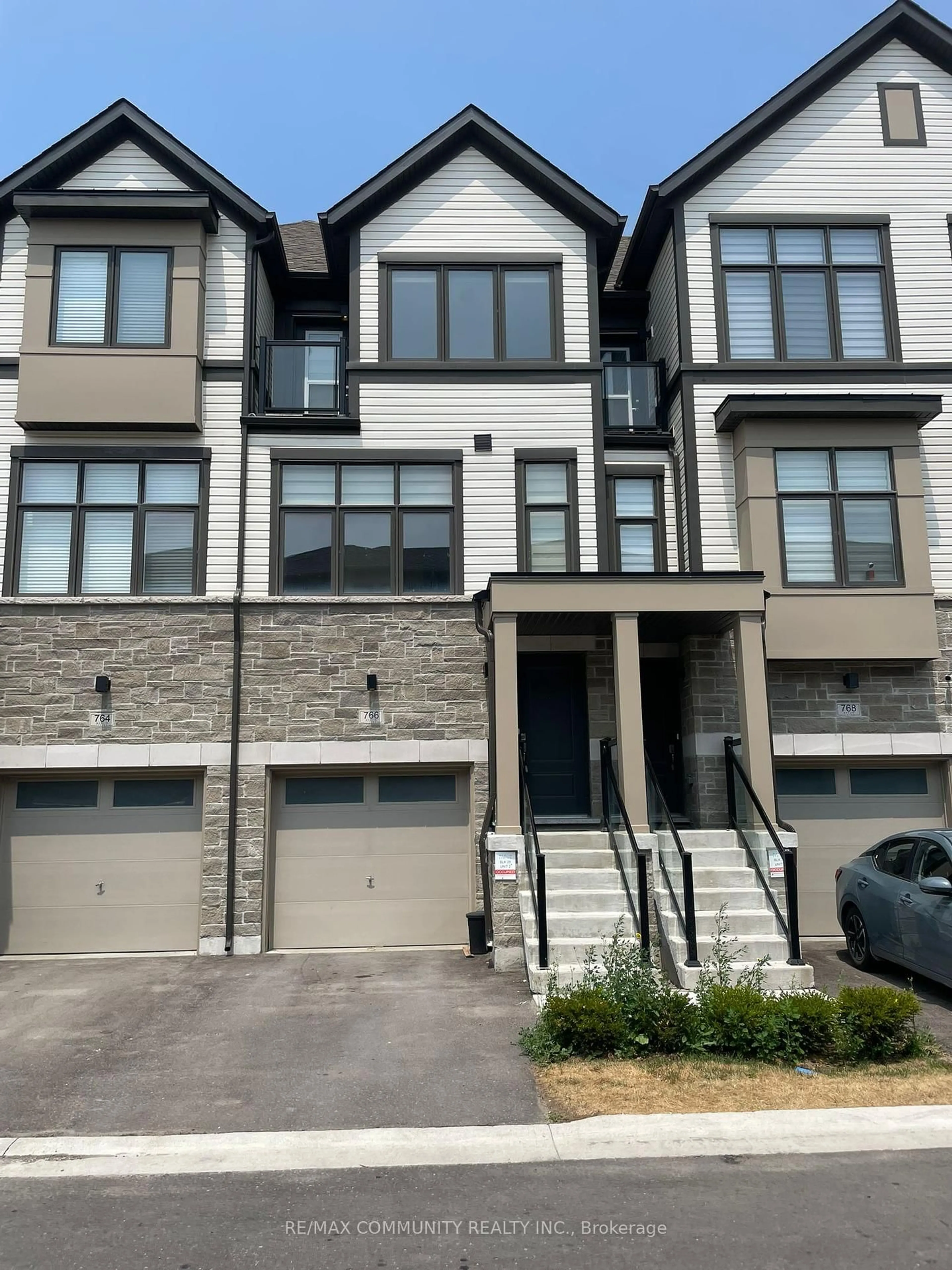 Unknown for 766 Eddystone Path, Oshawa Ontario L1H 0A7