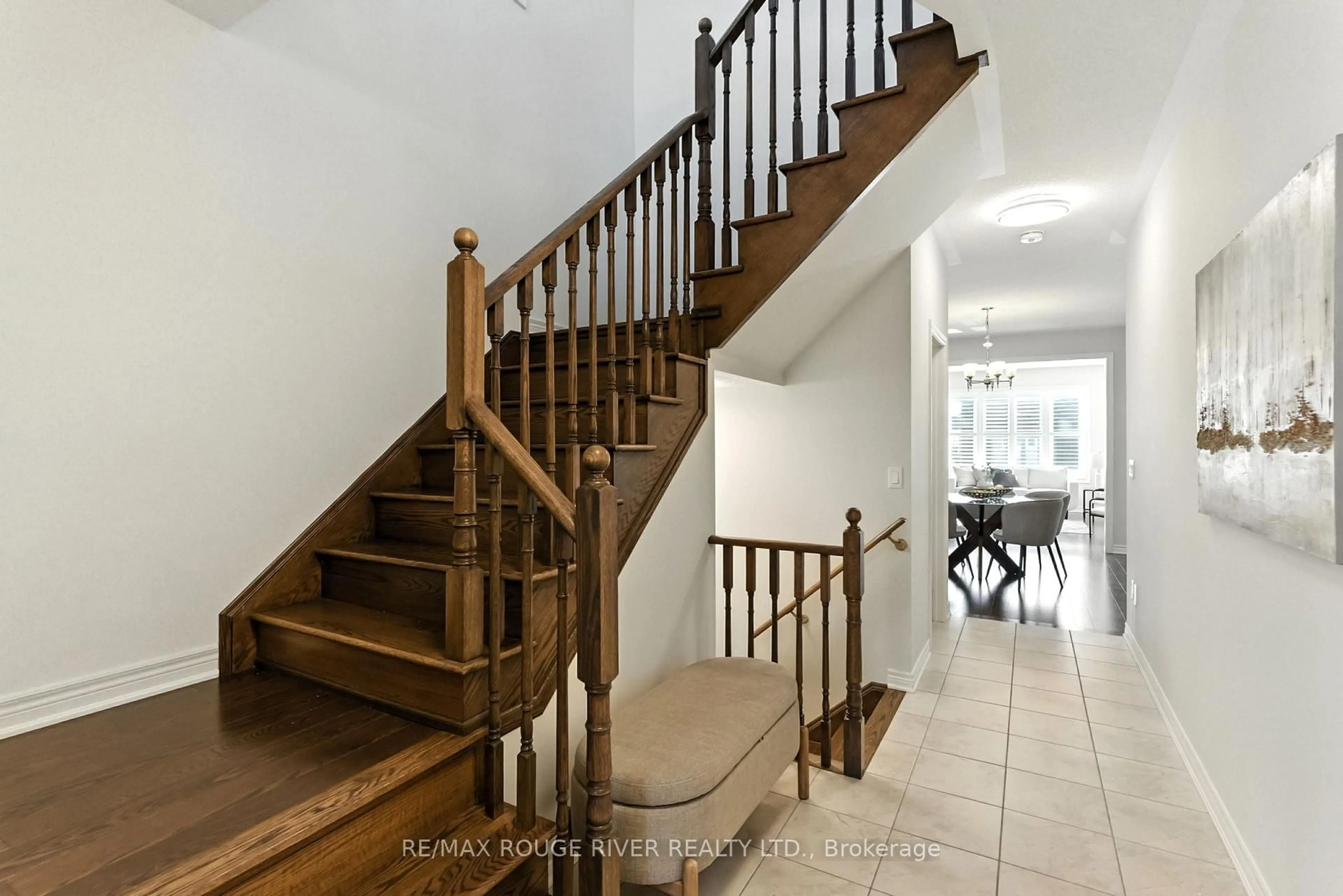 Unknown for 36 Charterhouse Dr, Whitby Ontario L1R 3R8