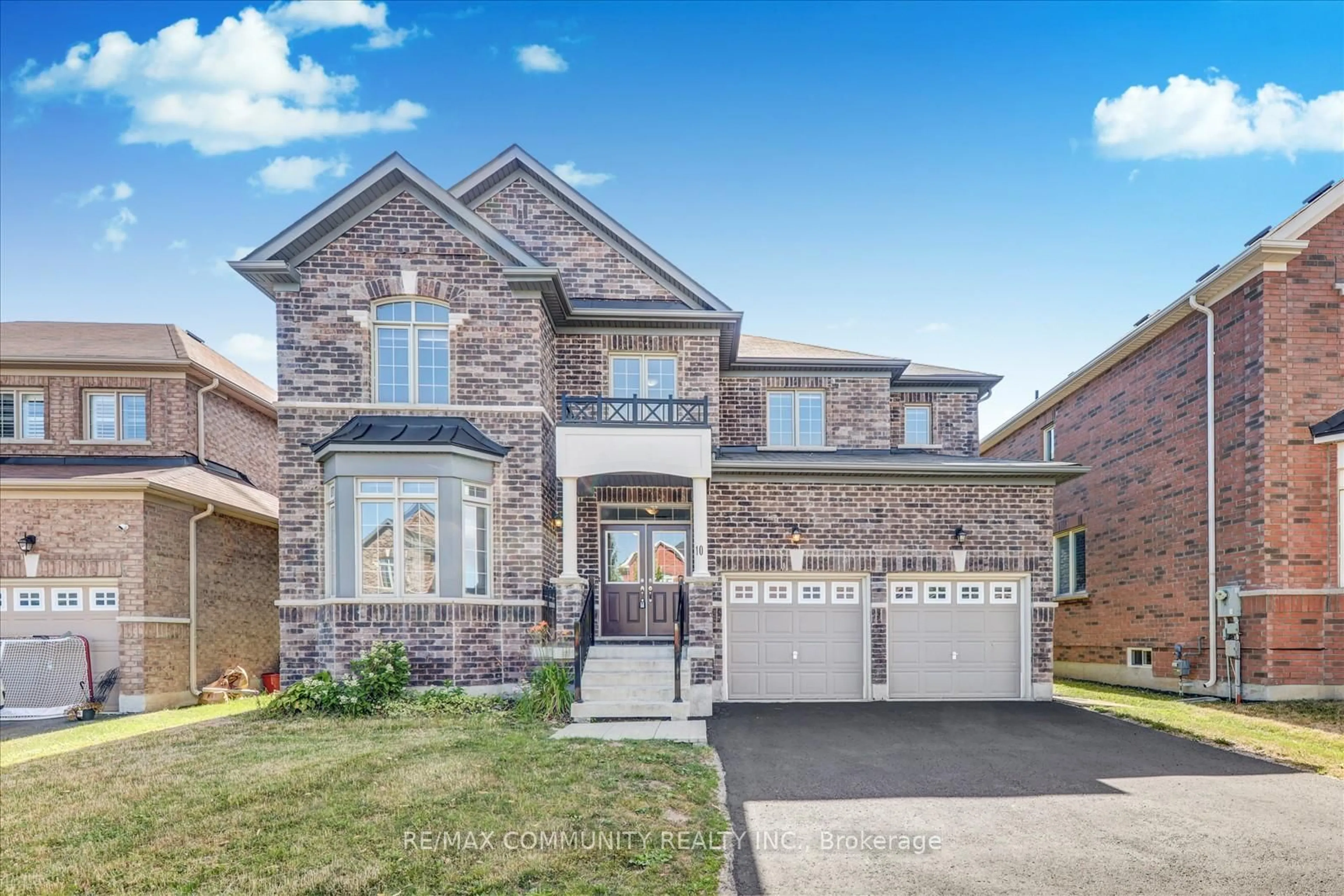 Home with brick exterior material, street for 10 Whitehand Dr, Clarington Ontario L1B 0L1