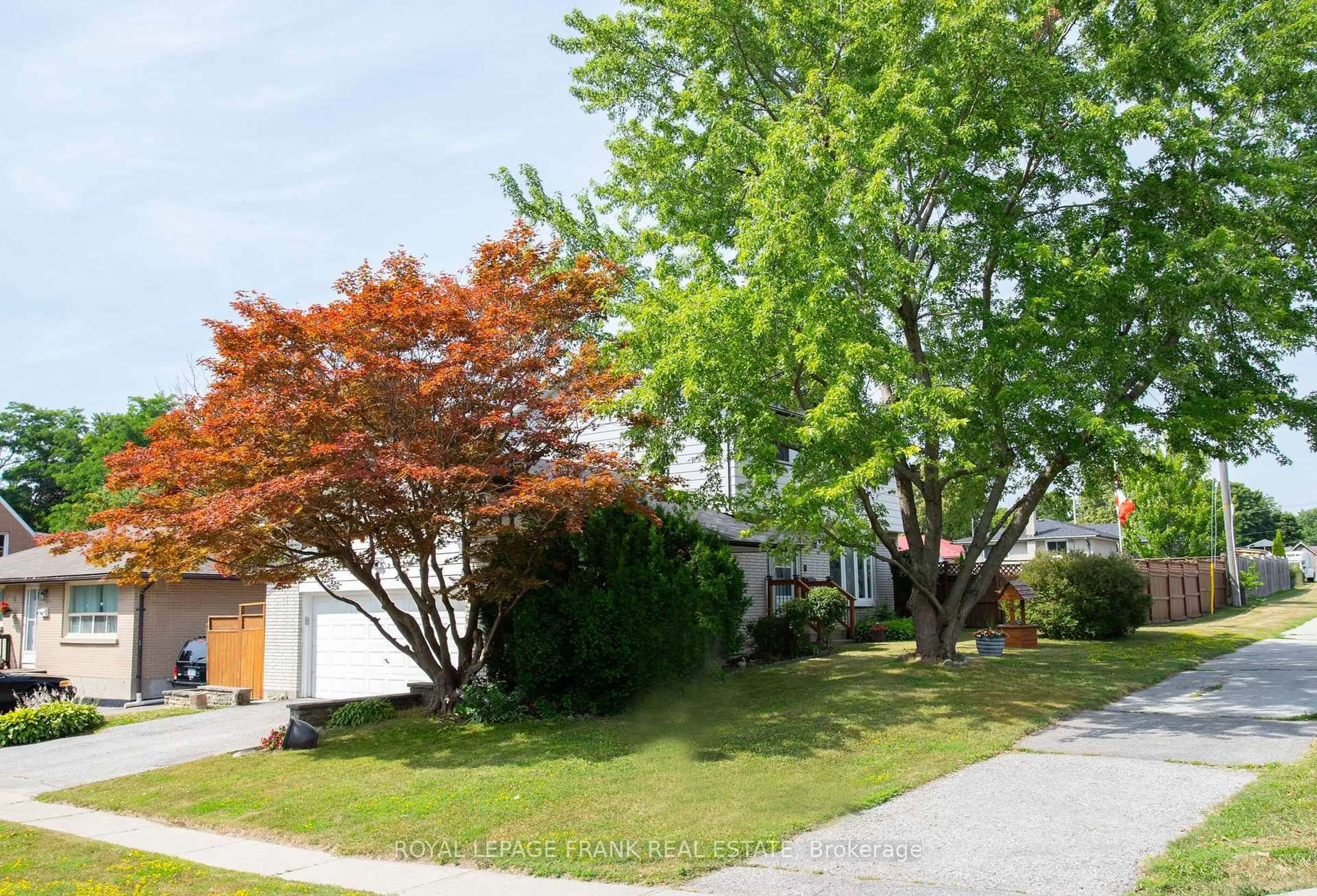 Unknown for 1 Roosevelt Ave, Ajax Ontario L1S 2L1