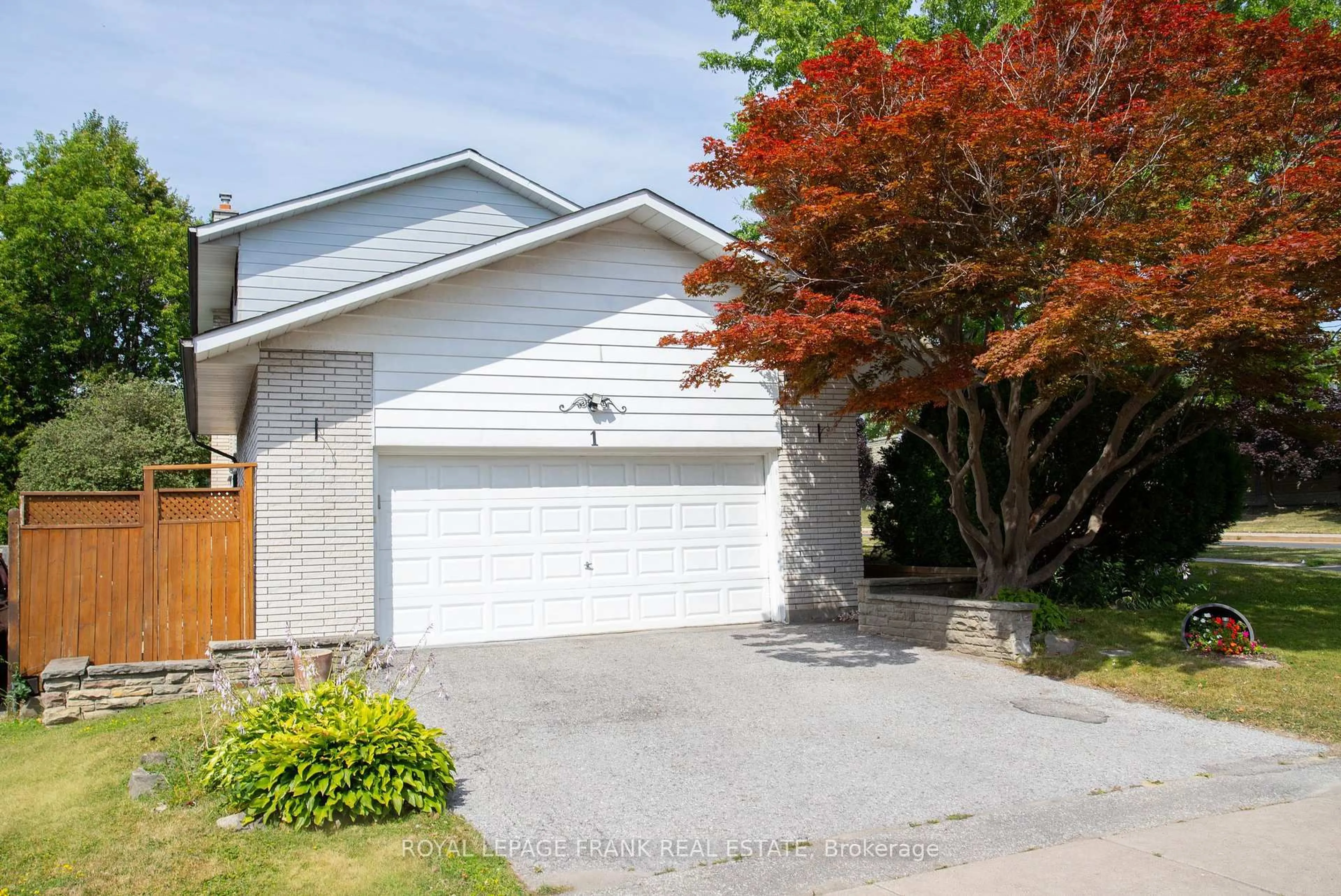 Unknown for 1 Roosevelt Ave, Ajax Ontario L1S 2L1
