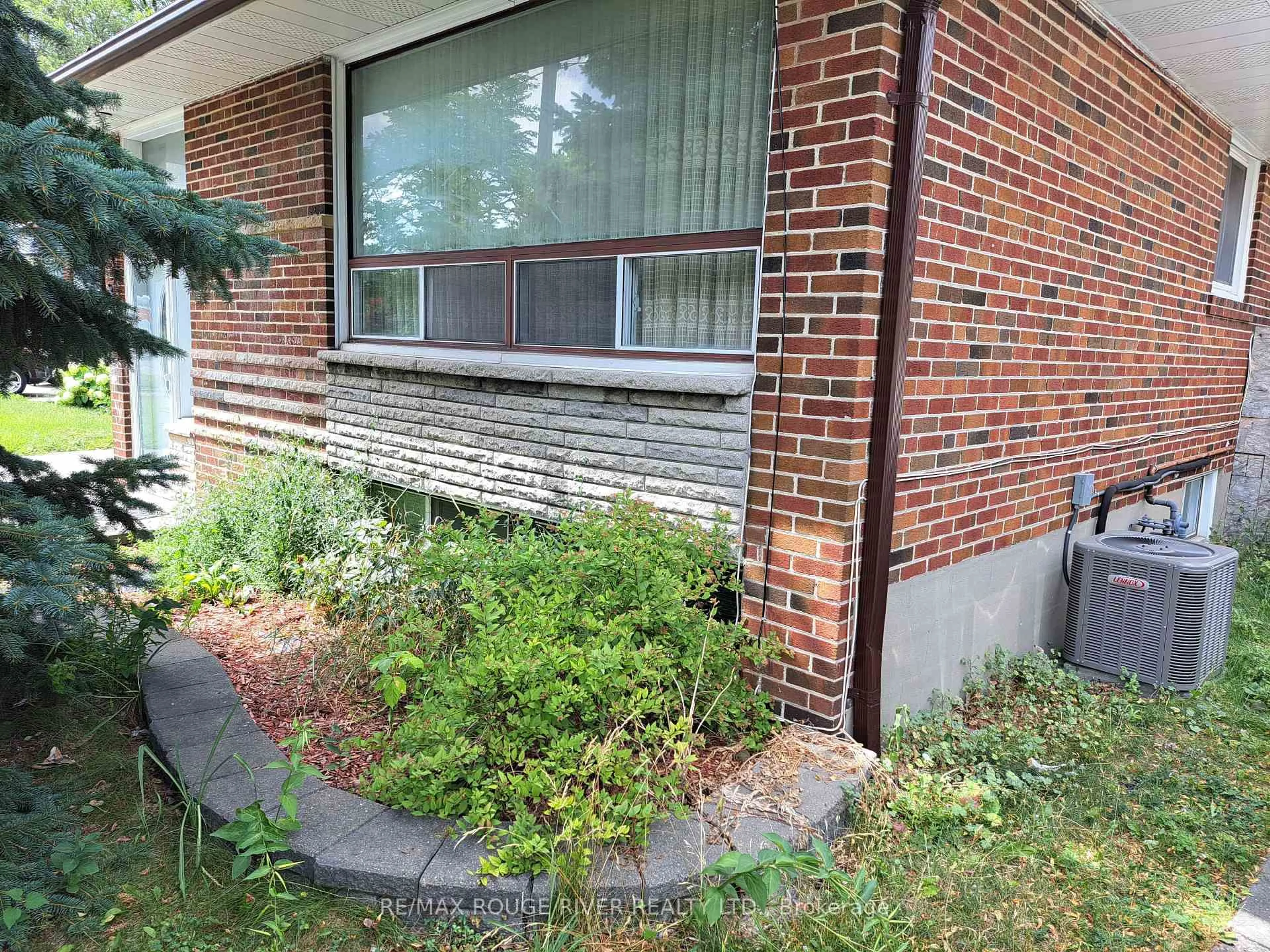 Unknown for 52 Lombardy Cres, Toronto Ontario M1K 4N9