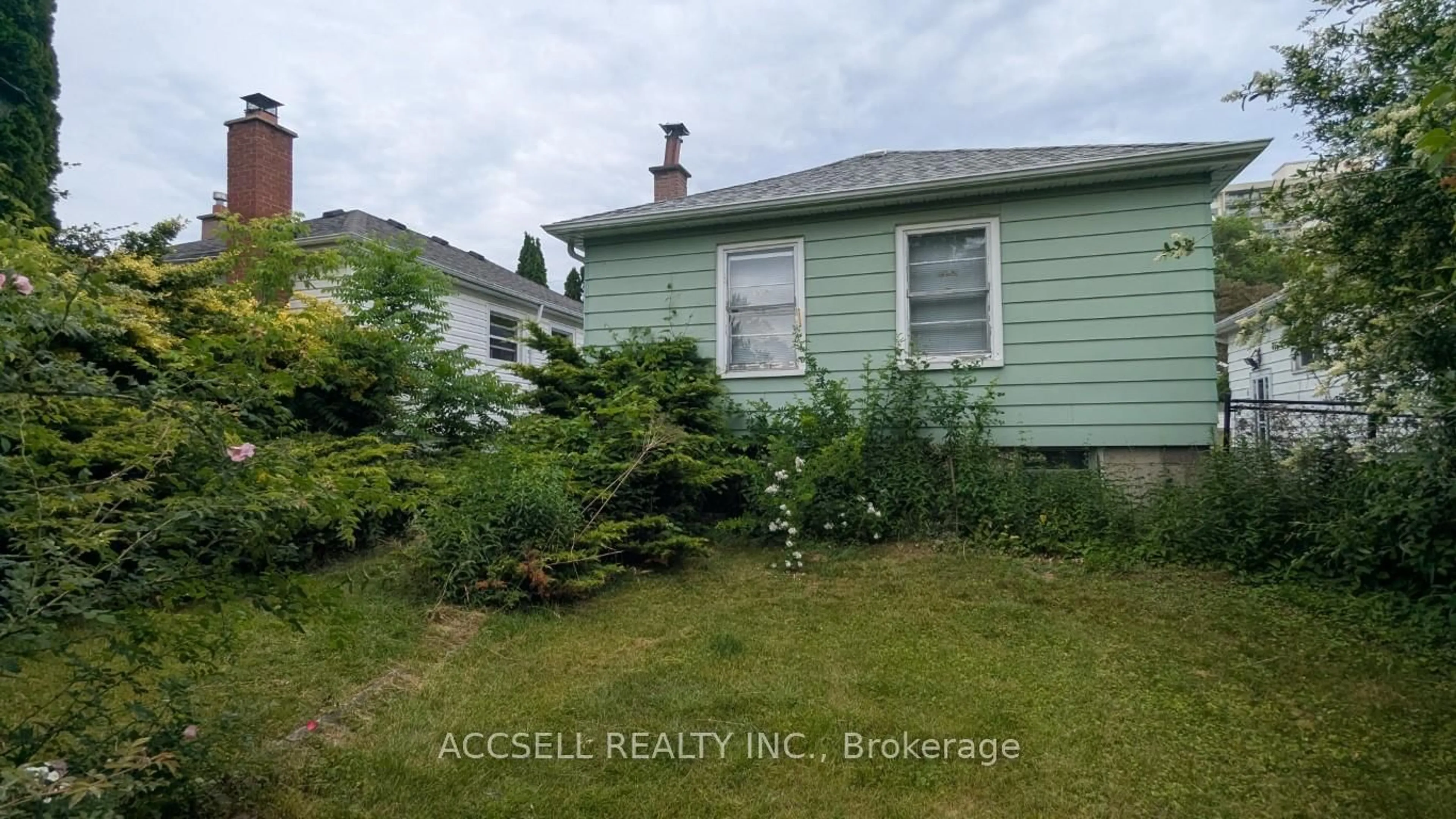 Unknown for 10 Bexhill Ave, Toronto Ontario M1L 3B4