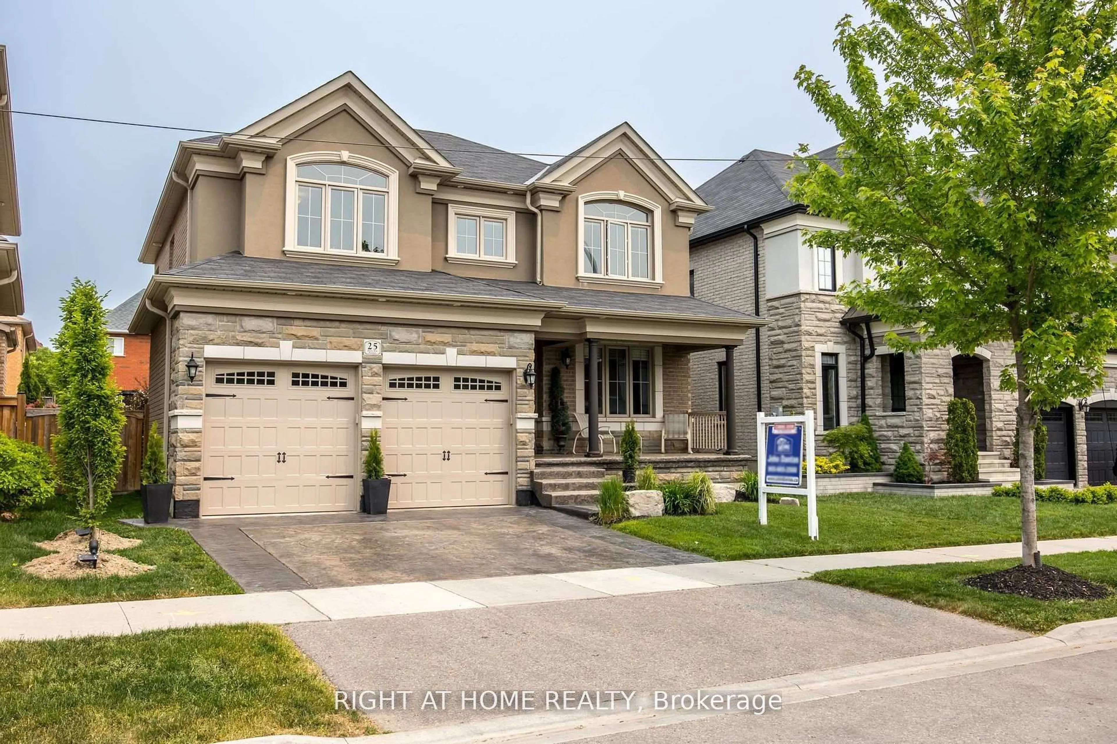 Home with brick exterior material, street for 25 CHARTERHOUSE Dr, Whitby Ontario L1R 3R8