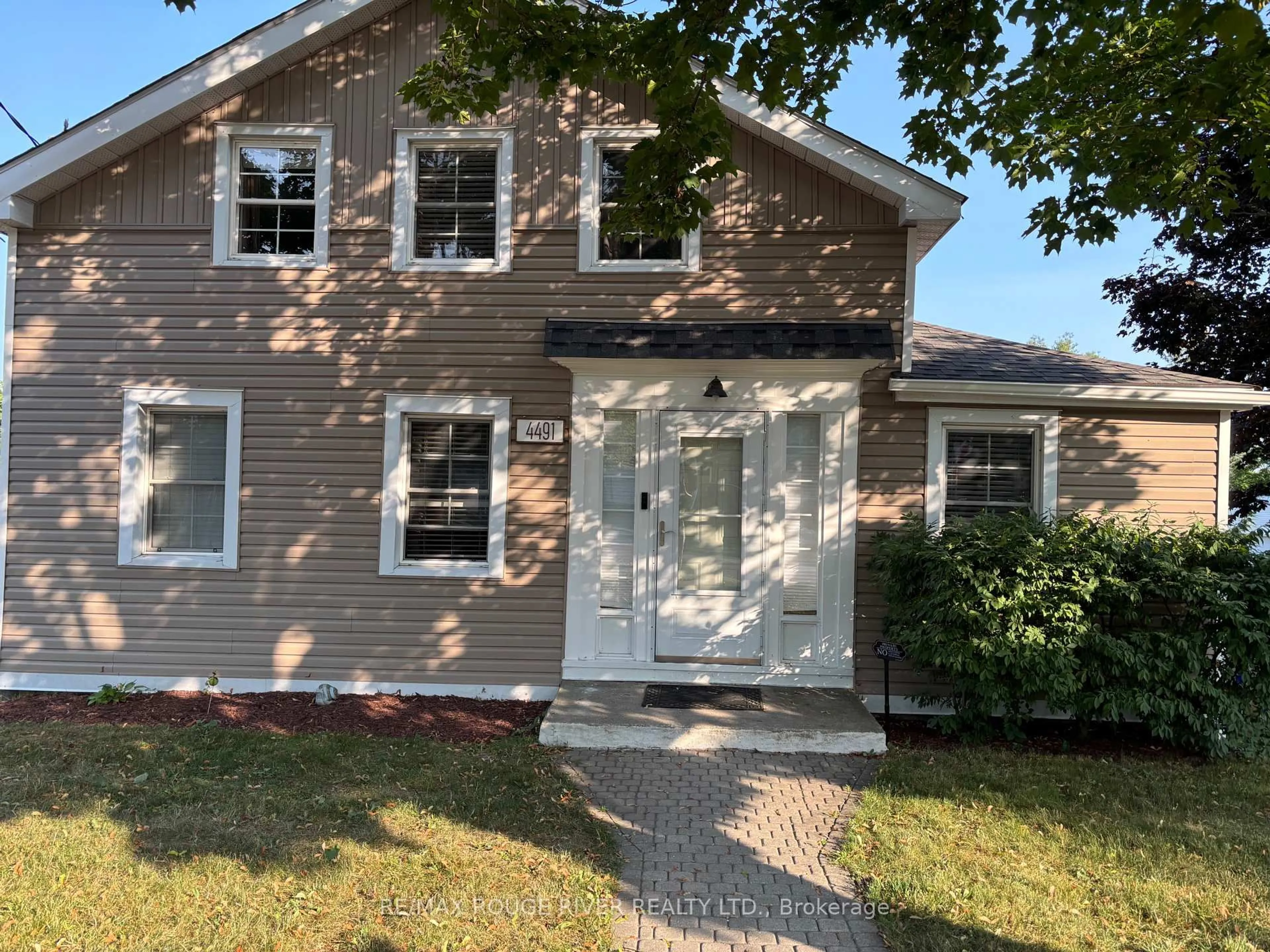 Home with brick exterior material, street for 4491 HIGHWAY 2, Clarington Ontario L0A 1J0