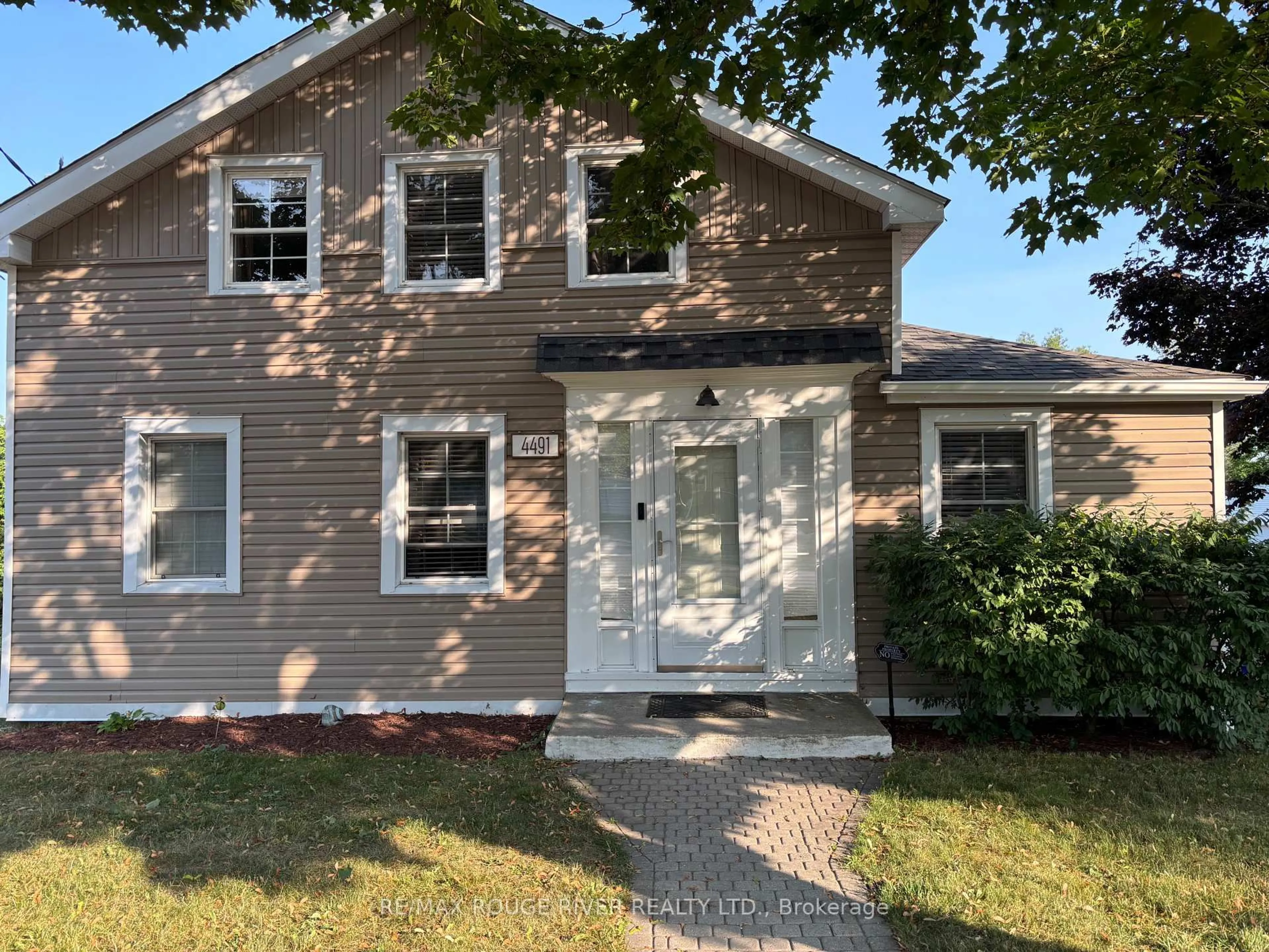 Home with brick exterior material, street for 4491 HIGHWAY 2, Clarington Ontario L0A 1J0