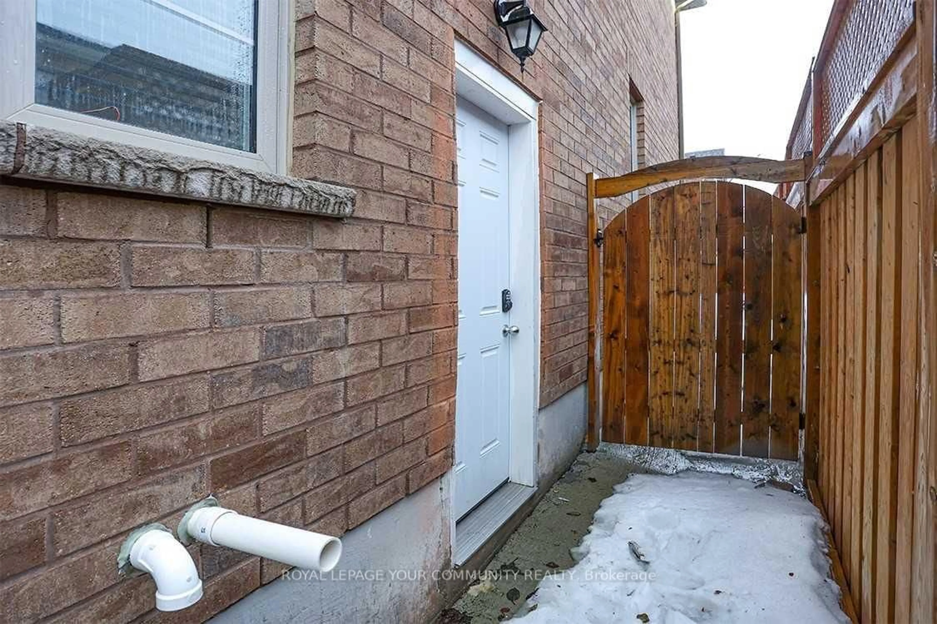 Unknown for 186 cosgrove Dr, Oshawa Ontario L1L 0K5
