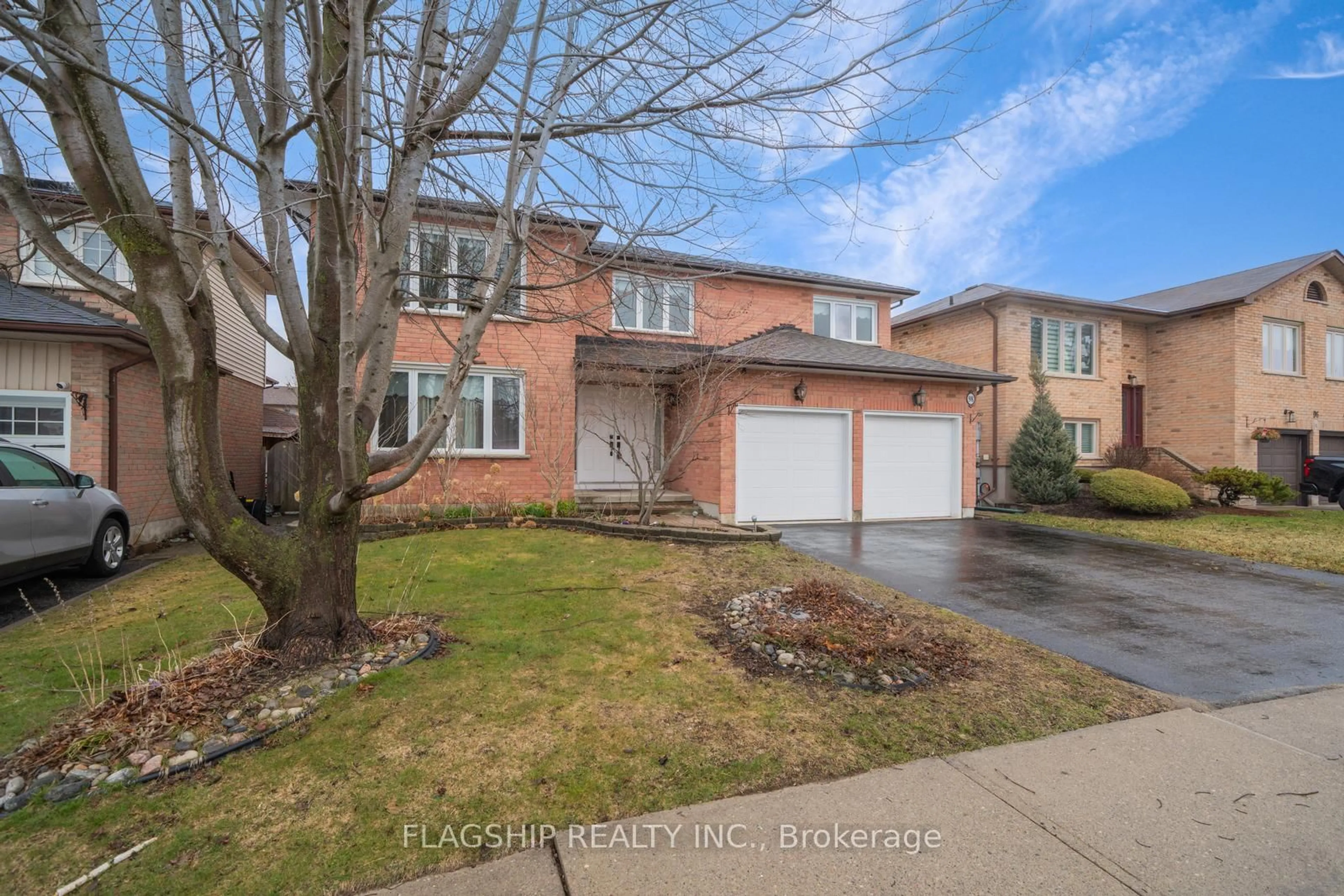 Home with brick exterior material, street for 98 Devondale St, Clarington Ontario L1E 2A1