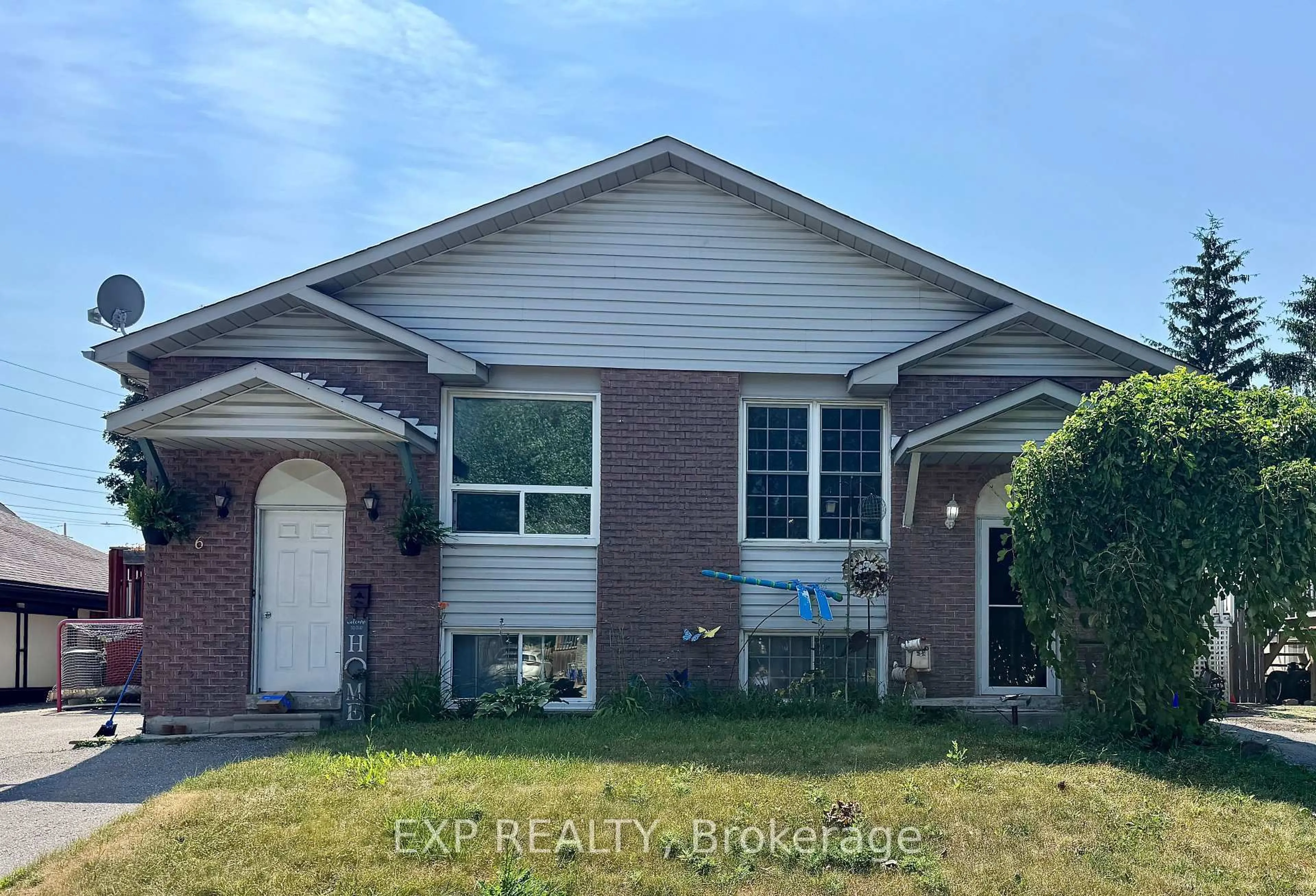 Home with brick exterior material, unknown for 8 Lockhart Gate, Clarington Ontario L1C 4L1