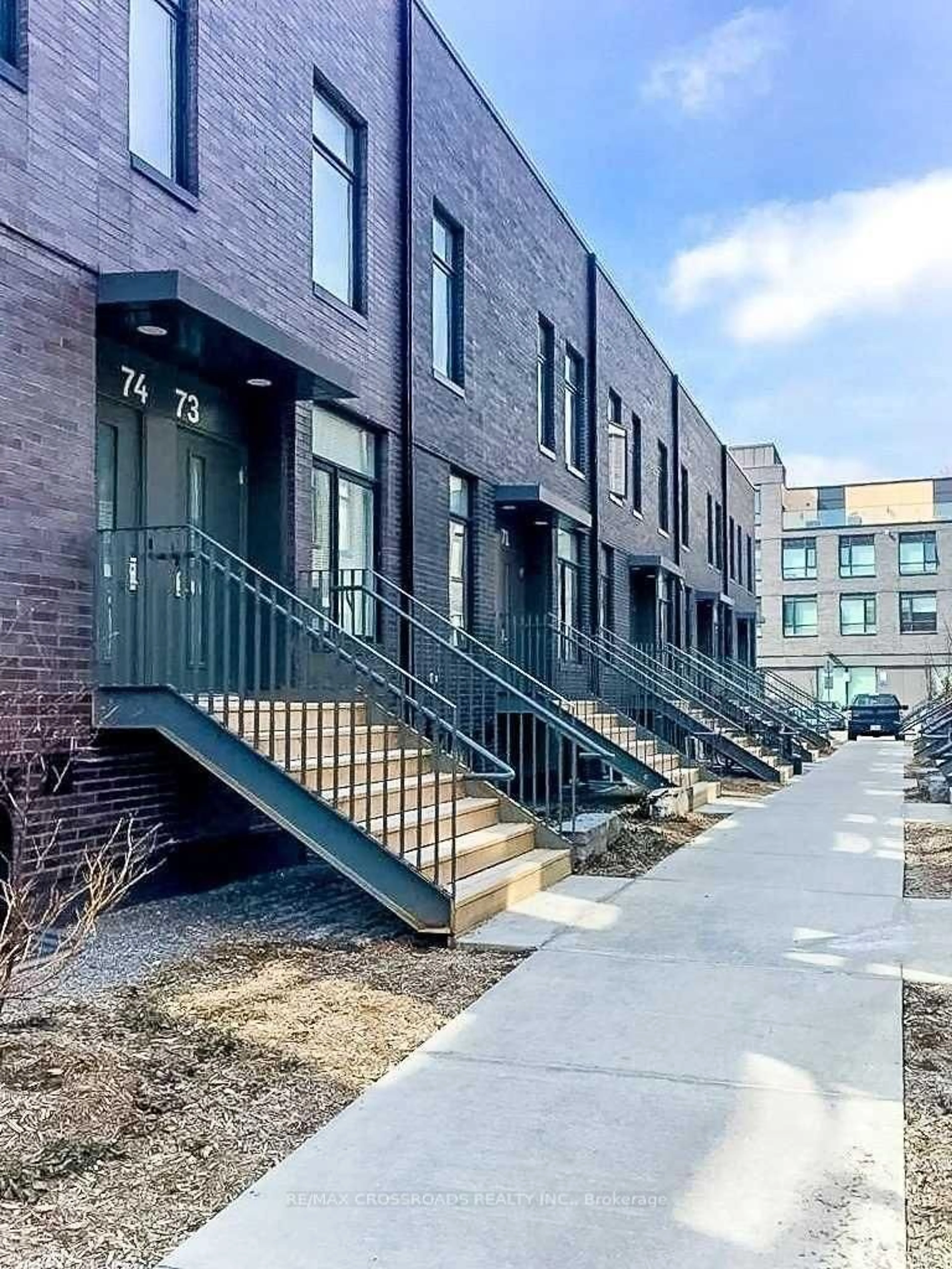 Unknown for 1760 Simcoe St #73, Oshawa Ontario L1G 0C3