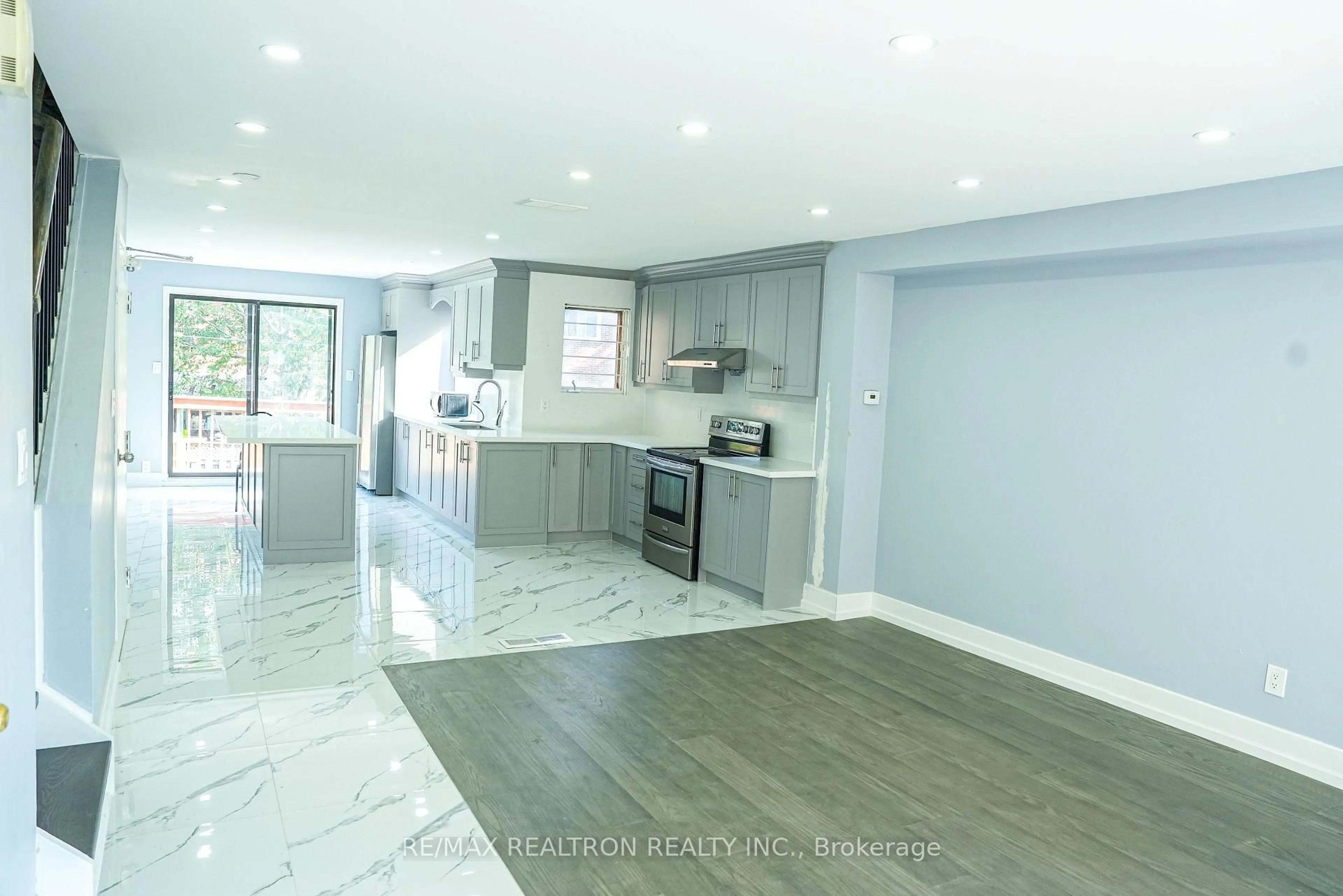 Open concept kitchen, ceramic/tile floor for 17 Lenthall Ave, Toronto Ontario M1B 2C7