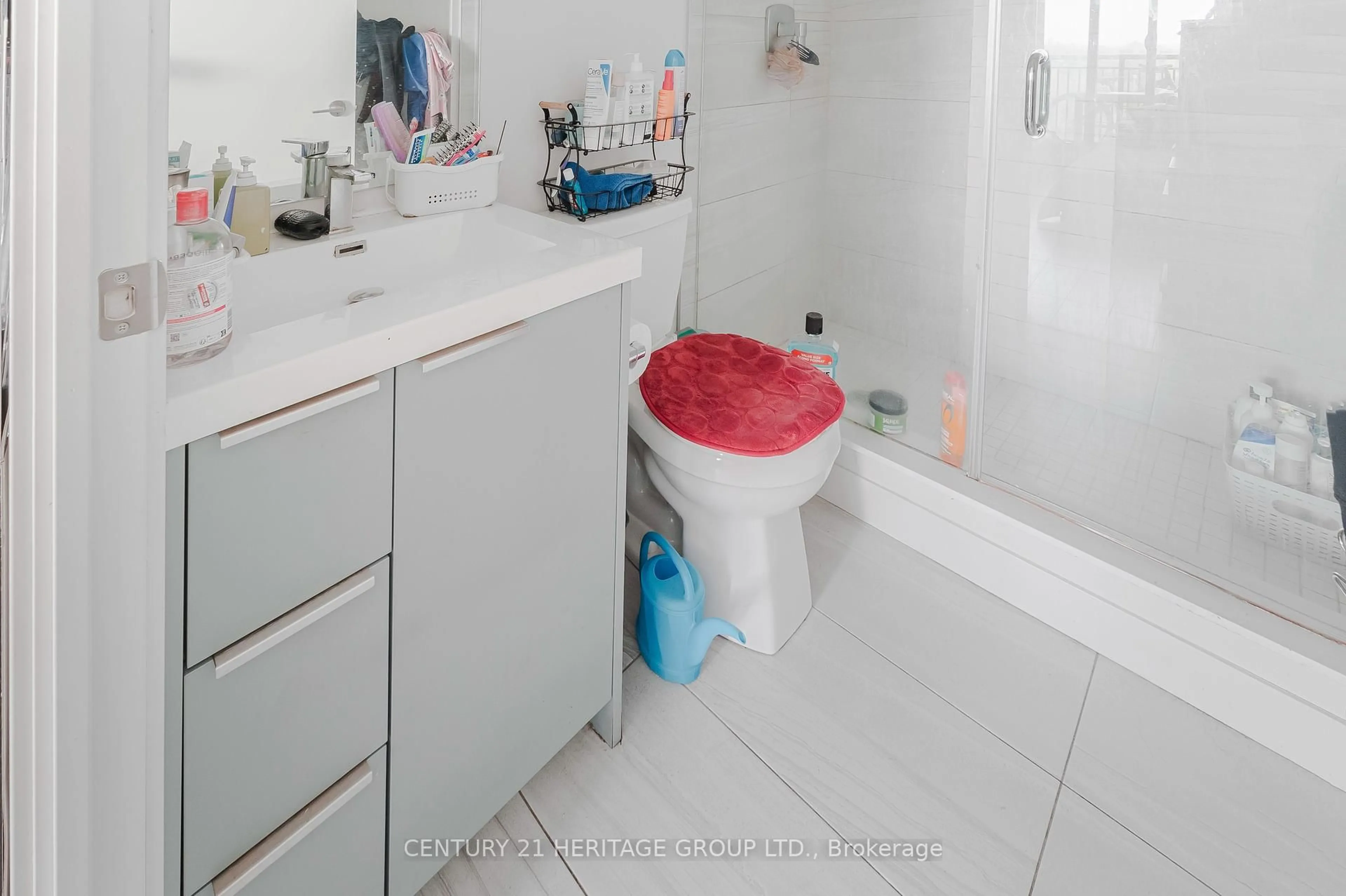 Standard bathroom, unknown for 90 GLEN EVEREST Rd #912, Toronto Ontario M1N 0C3