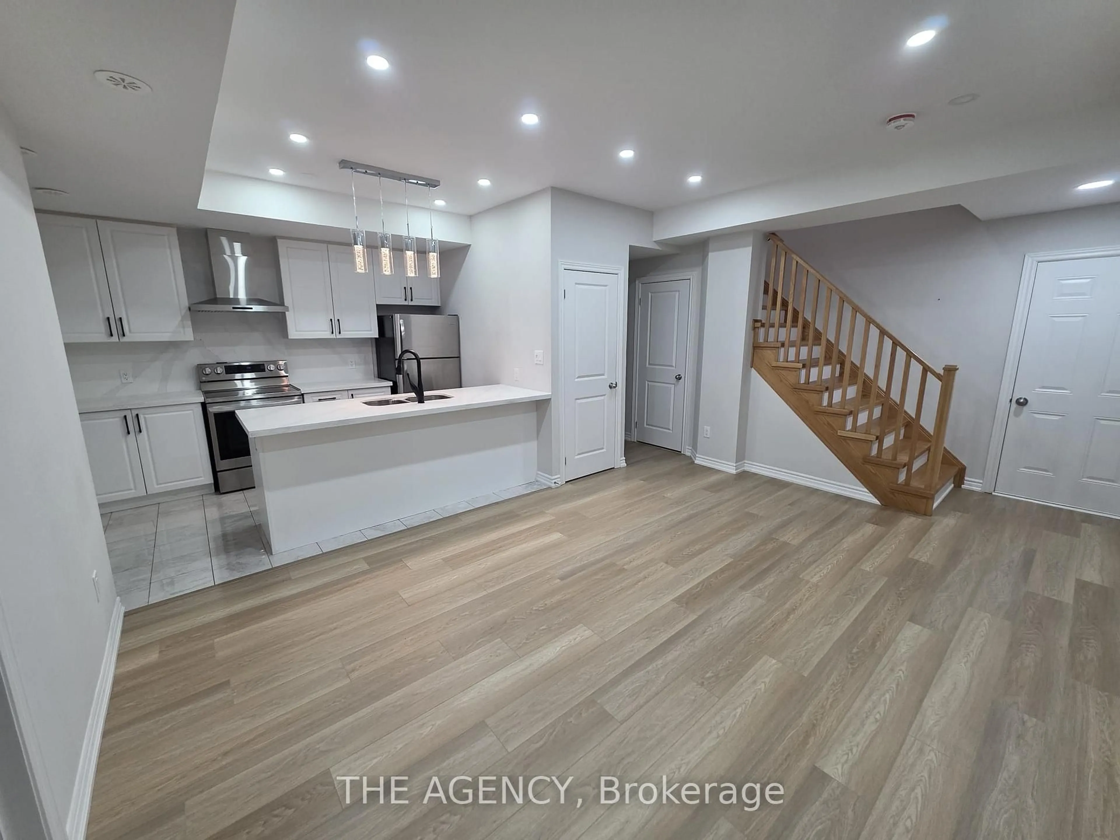 Open concept kitchen, unknown for 1768 Rex Heath Dr #76, Pickering Ontario L1X 0E6