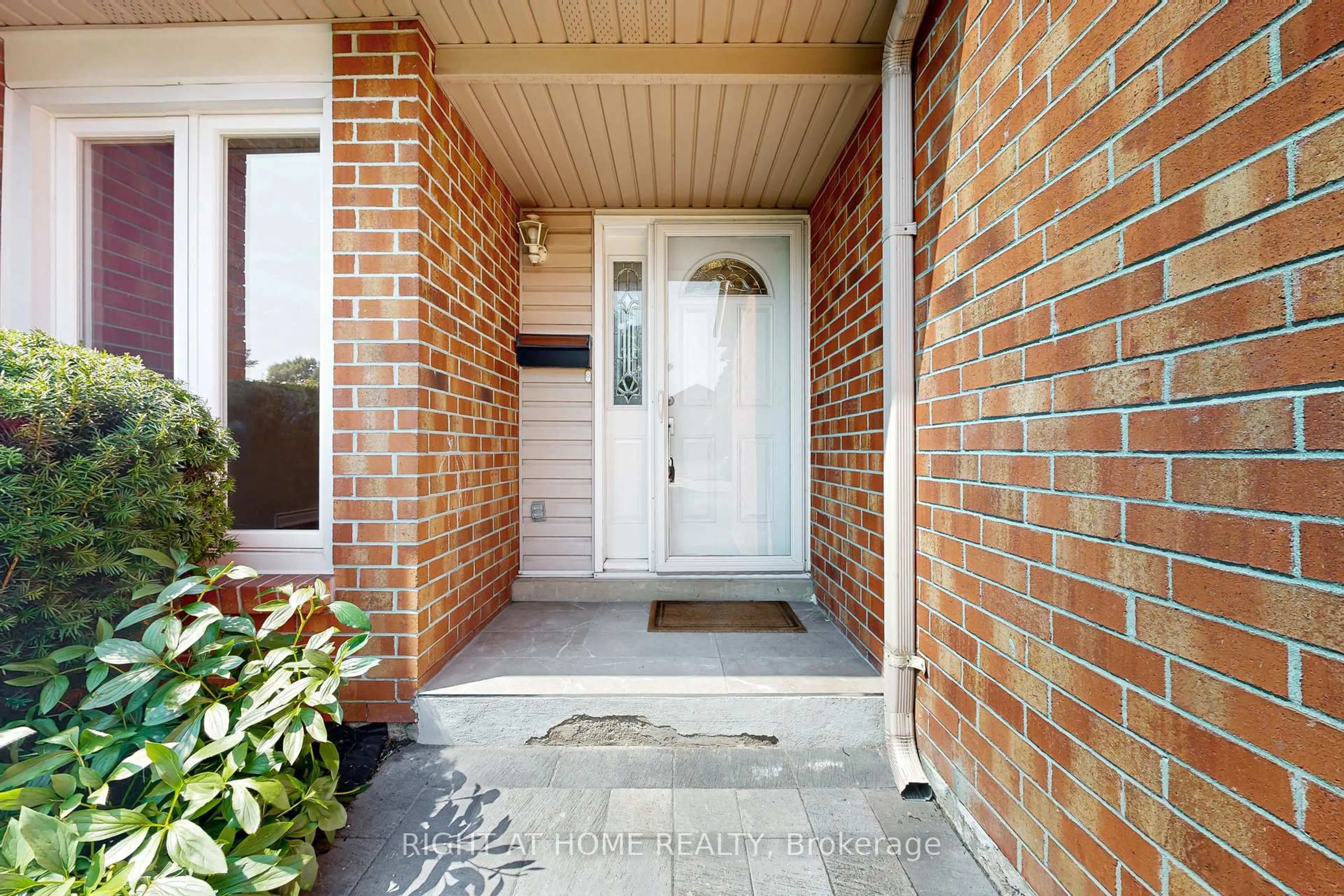 Home with brick exterior material, street for 14 Springhouse Sq, Toronto Ontario M1W 2X1