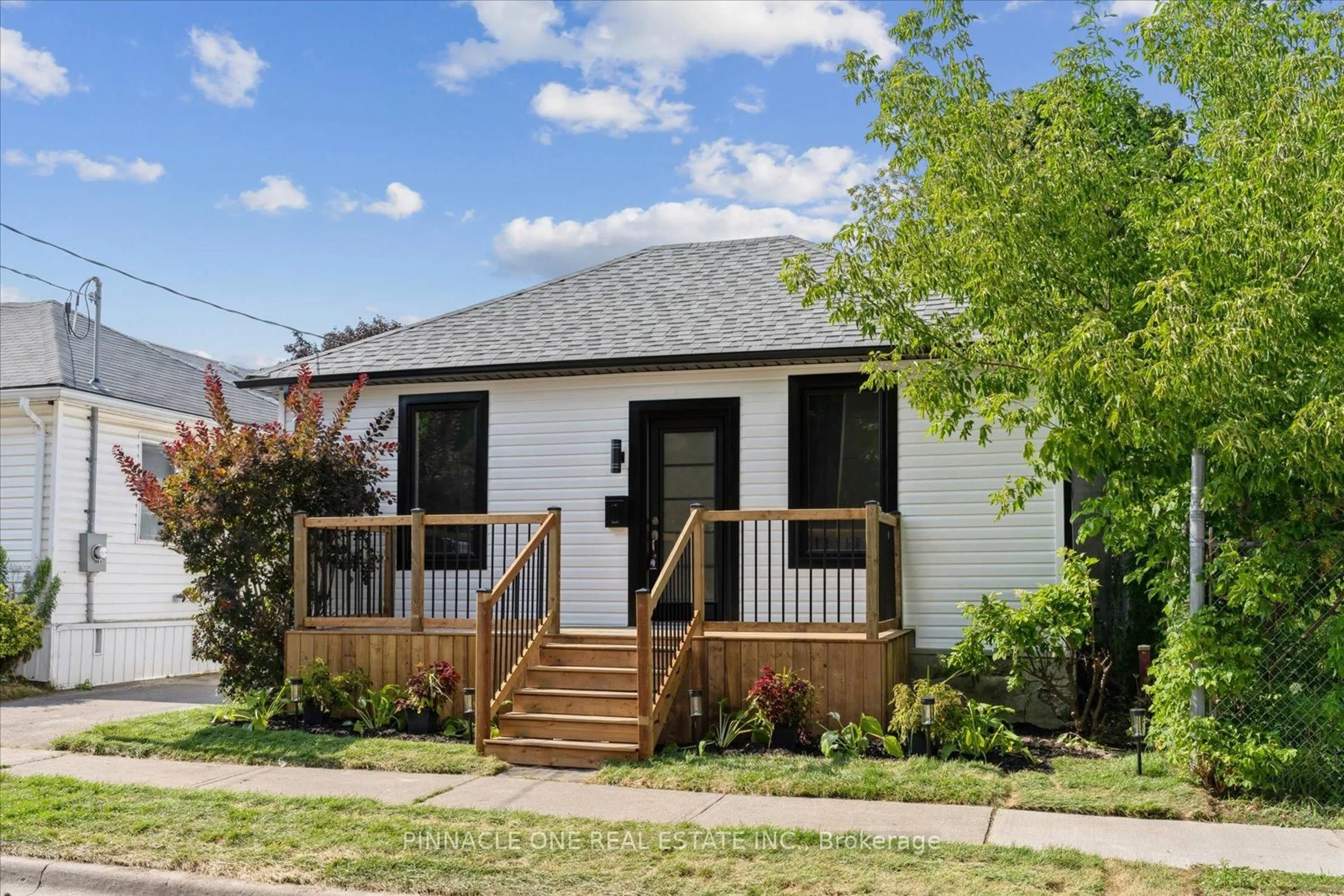 Home with vinyl exterior material, street for 66 Emma St, Oshawa Ontario L1H 1Y3