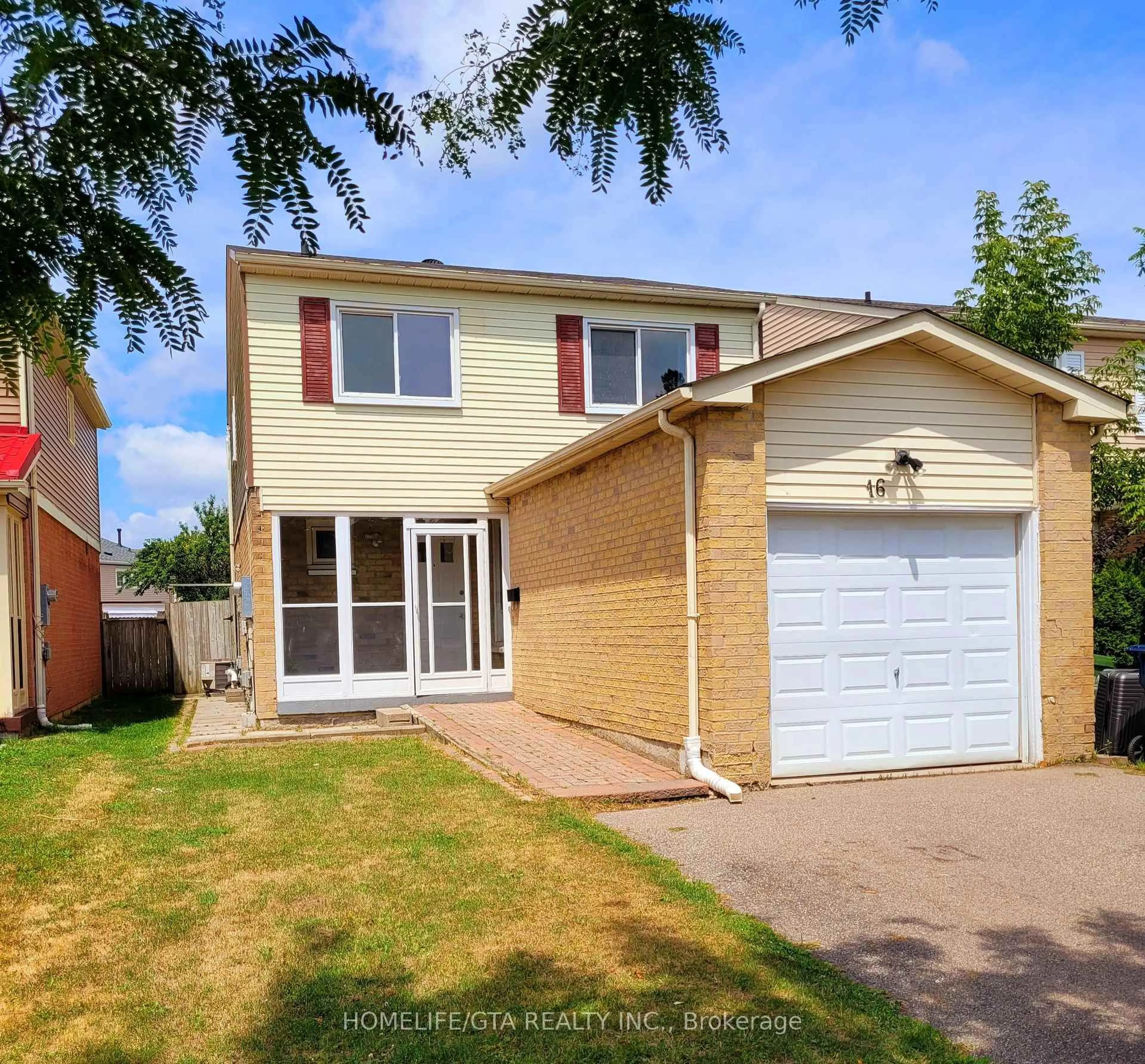 A pic from outside/outdoor area/front of a property/back of a property/a pic from drone, street for 16 Troutbeck Ave, Toronto Ontario M1B 4K5