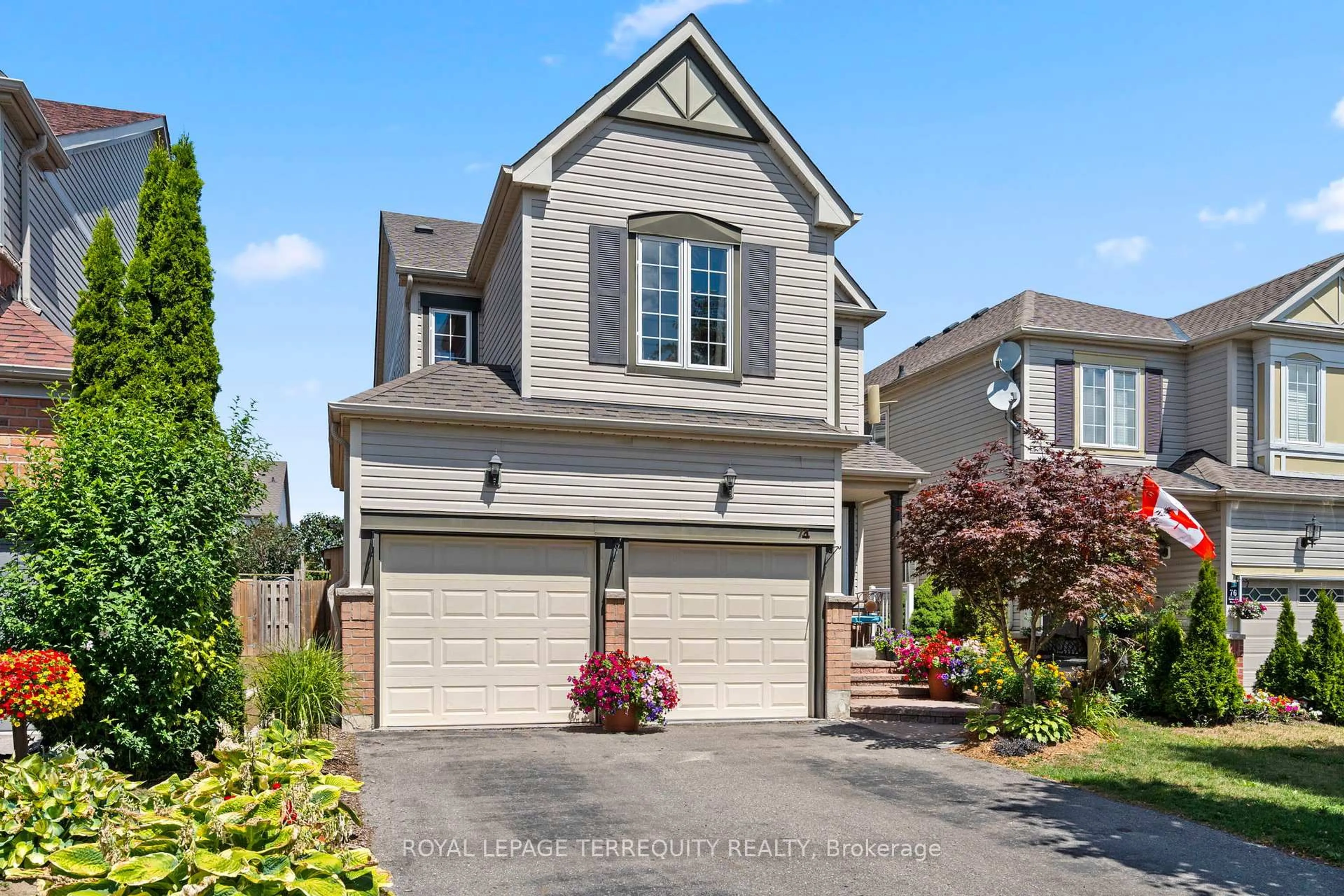 Home with brick exterior material, street for 74 Samandria Ave, Whitby Ontario L1R 3G5