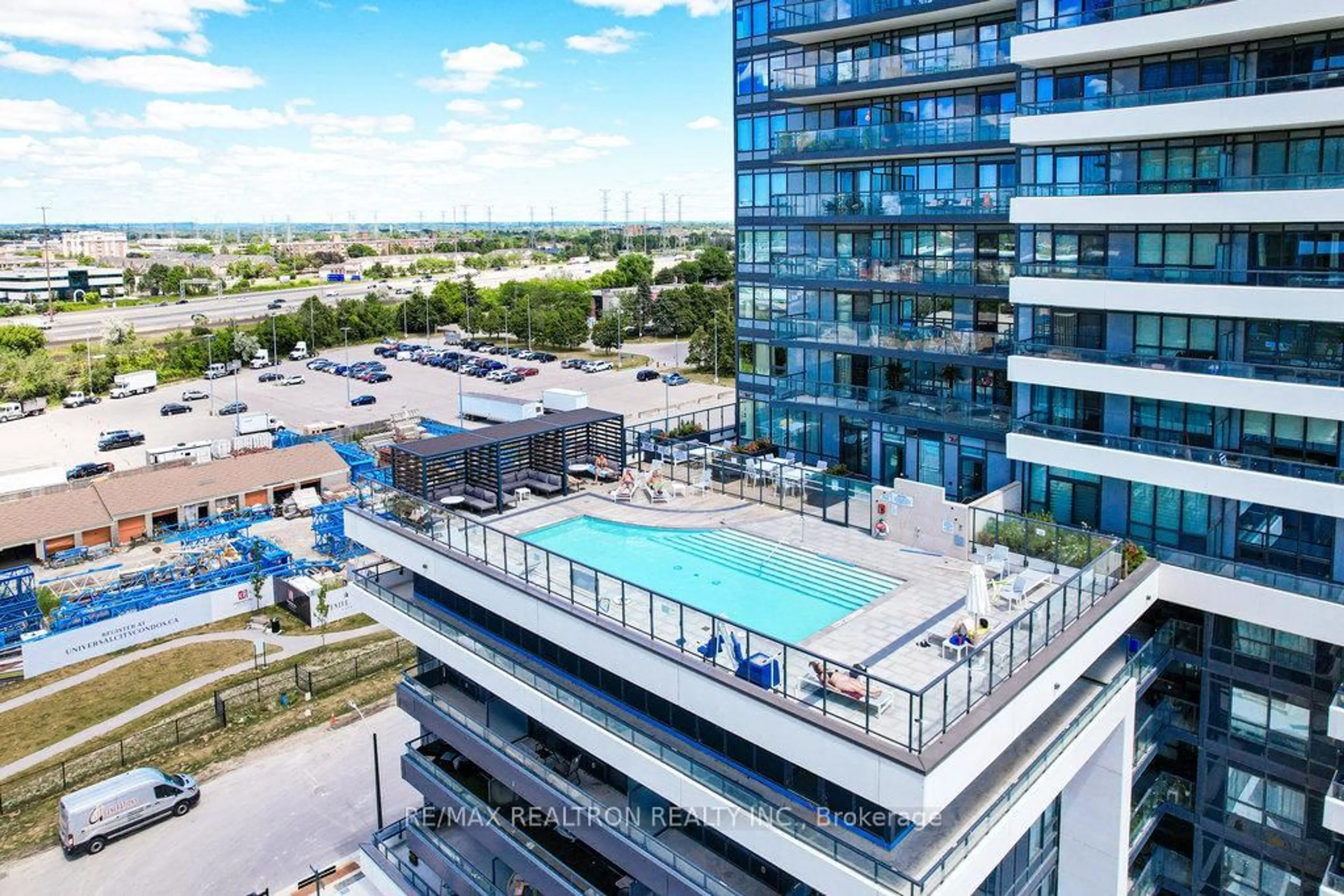 Pool for 1455 Celebration Dr #1504, Pickering Ontario L1W 0C3