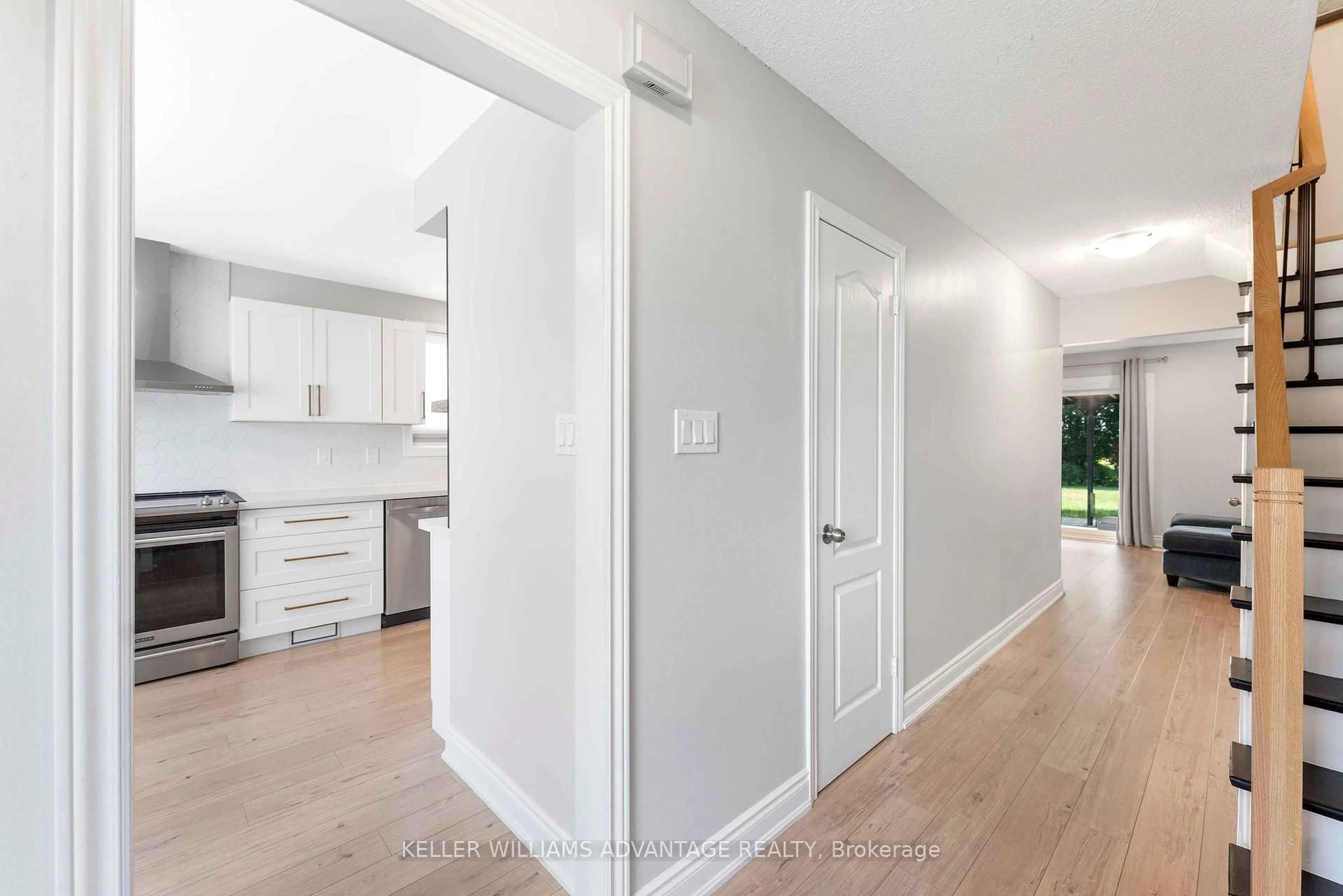 Unknown for 17 Loscombe Dr, Clarington Ontario L1C 3S8