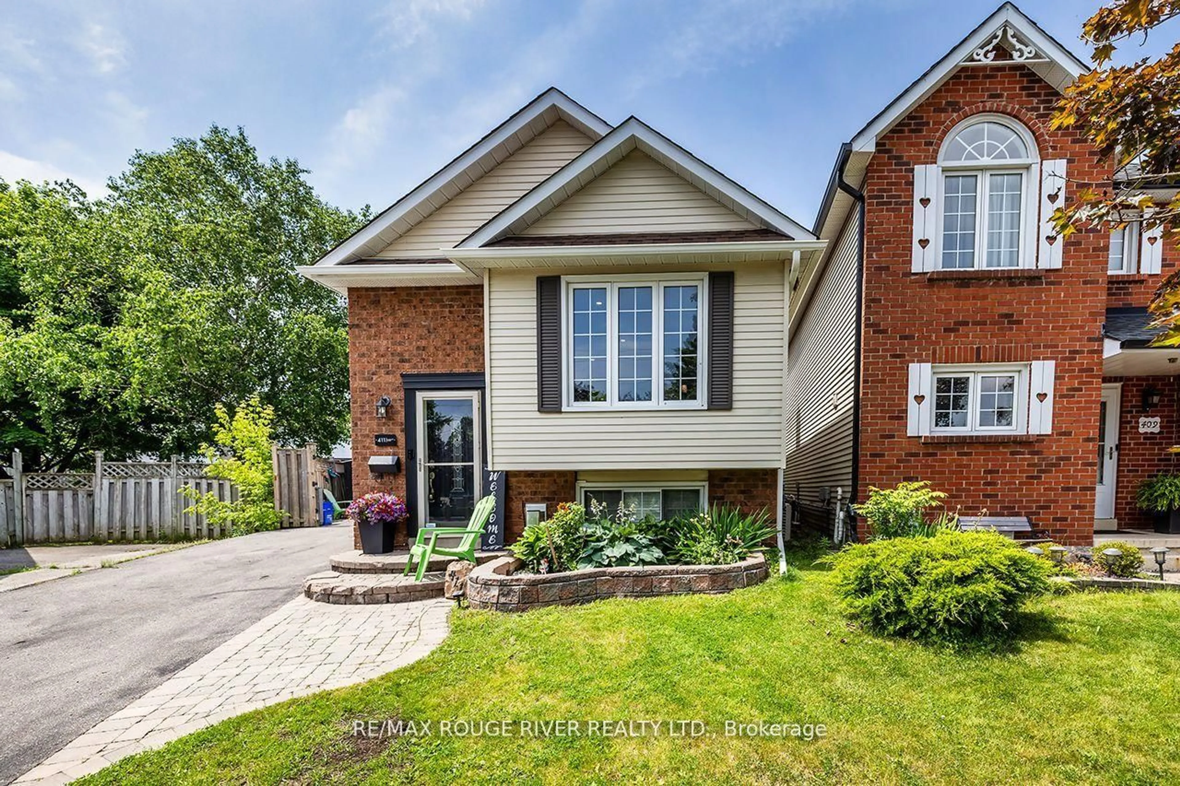 Home with brick exterior material, street for 411 Pompano Crt, Oshawa Ontario L1K 1M9