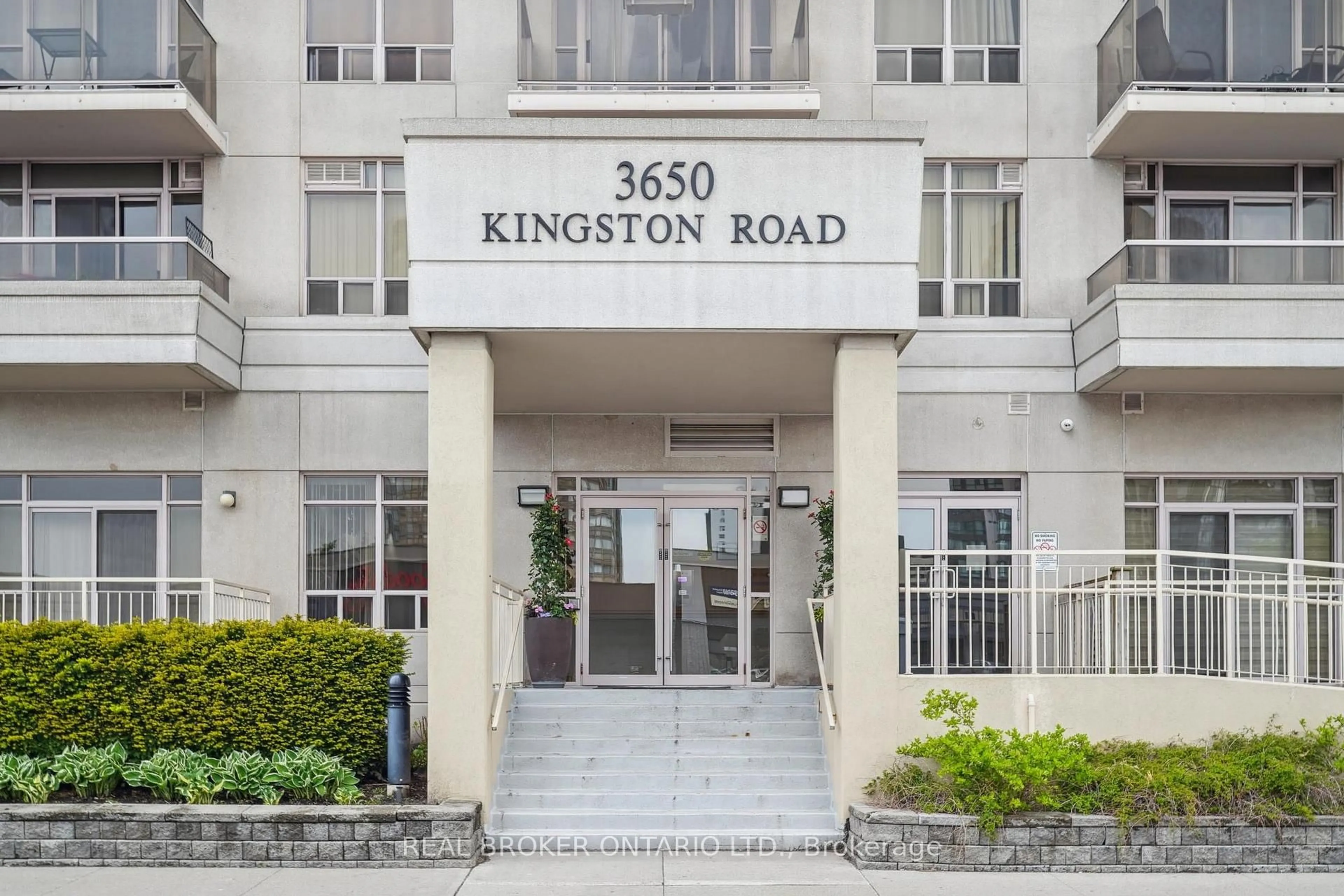 Lobby for 3650 Kingston Rd #926, Toronto Ontario M1M 3X9