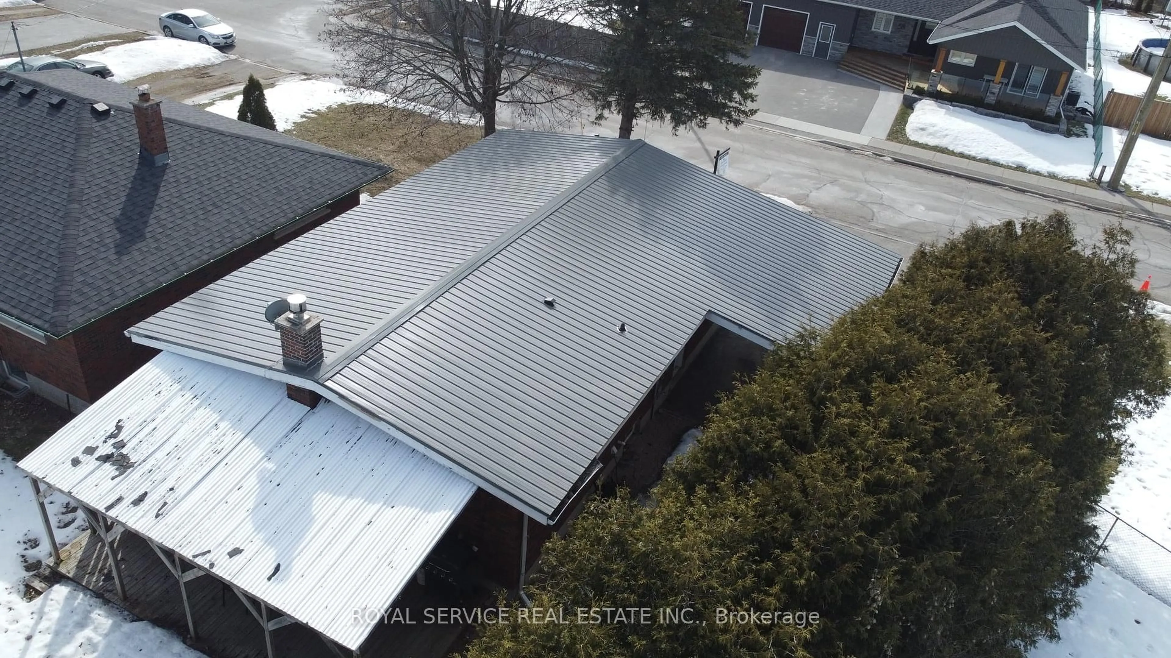 A pic from outside/outdoor area/front of a property/back of a property/a pic from drone, building for 59 Church St, Clarington Ontario L0B 1M0