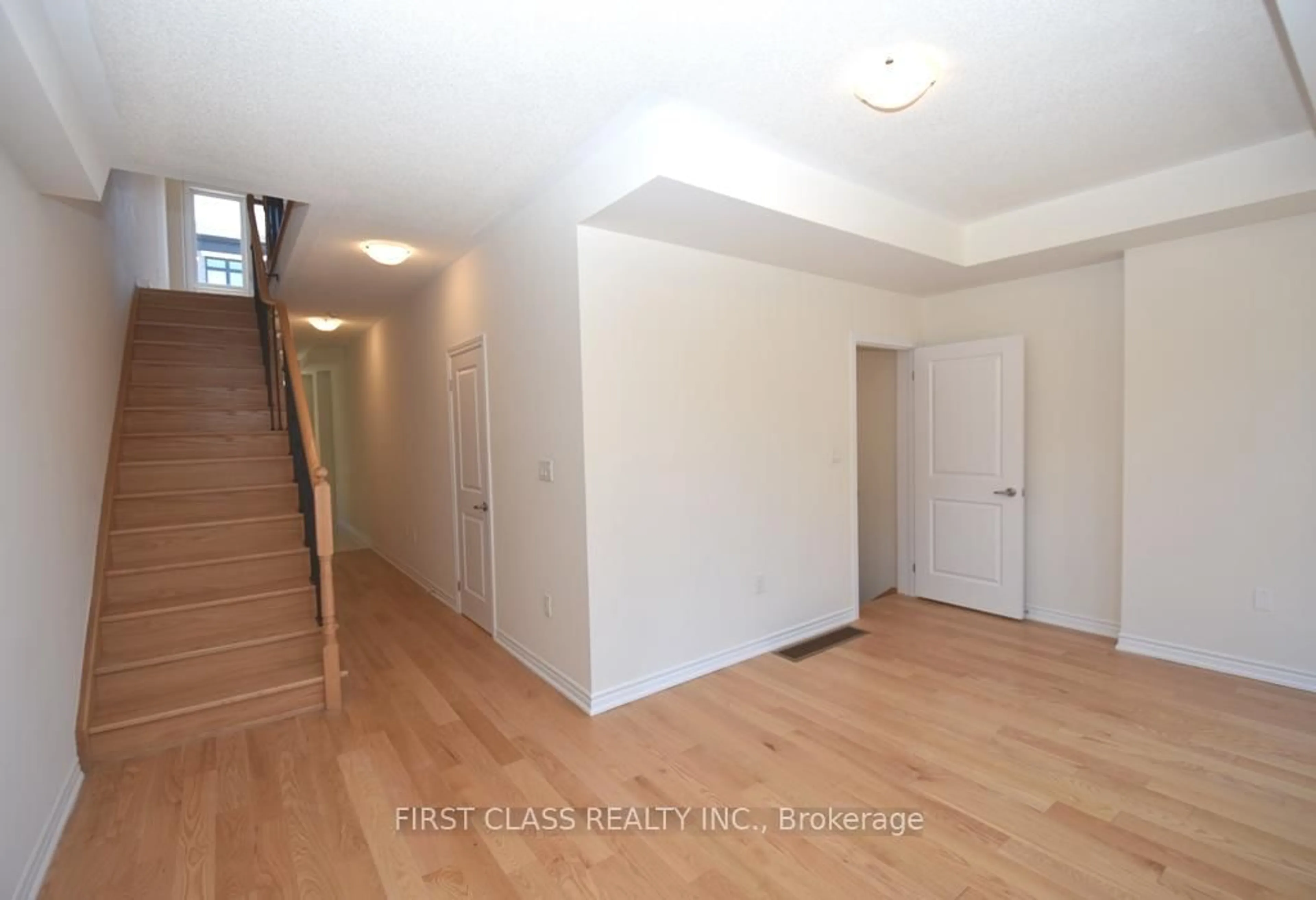 Unknown for 44 Lake Trail Way, Whitby Ontario L1M 0M3