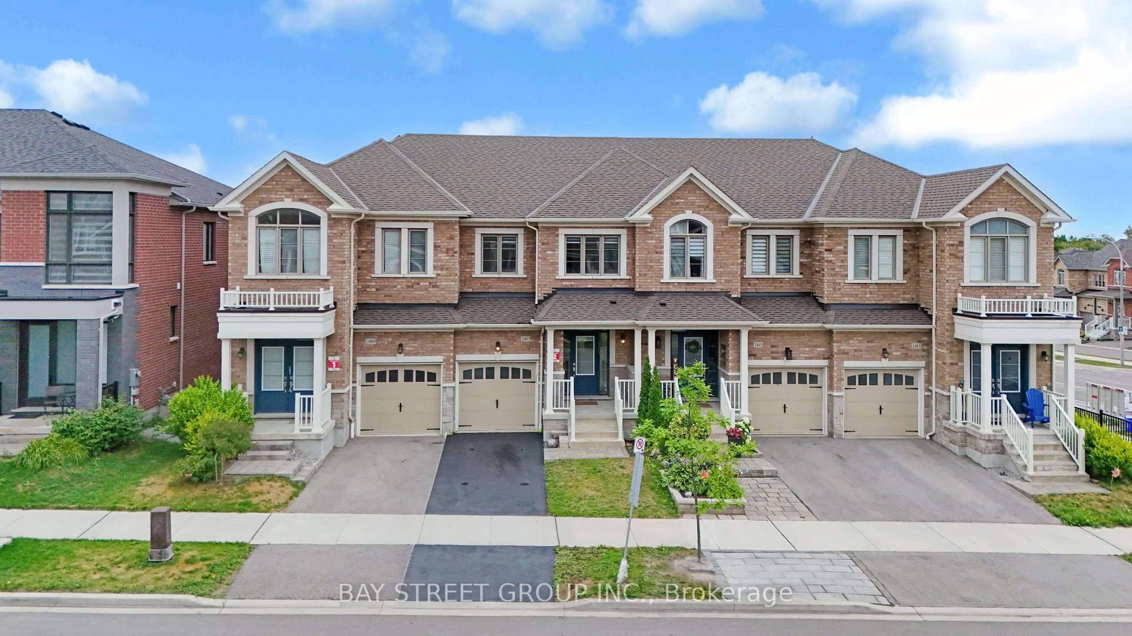 Unknown for 2487 Hibiscus Dr, Pickering Ontario L1X 0G9