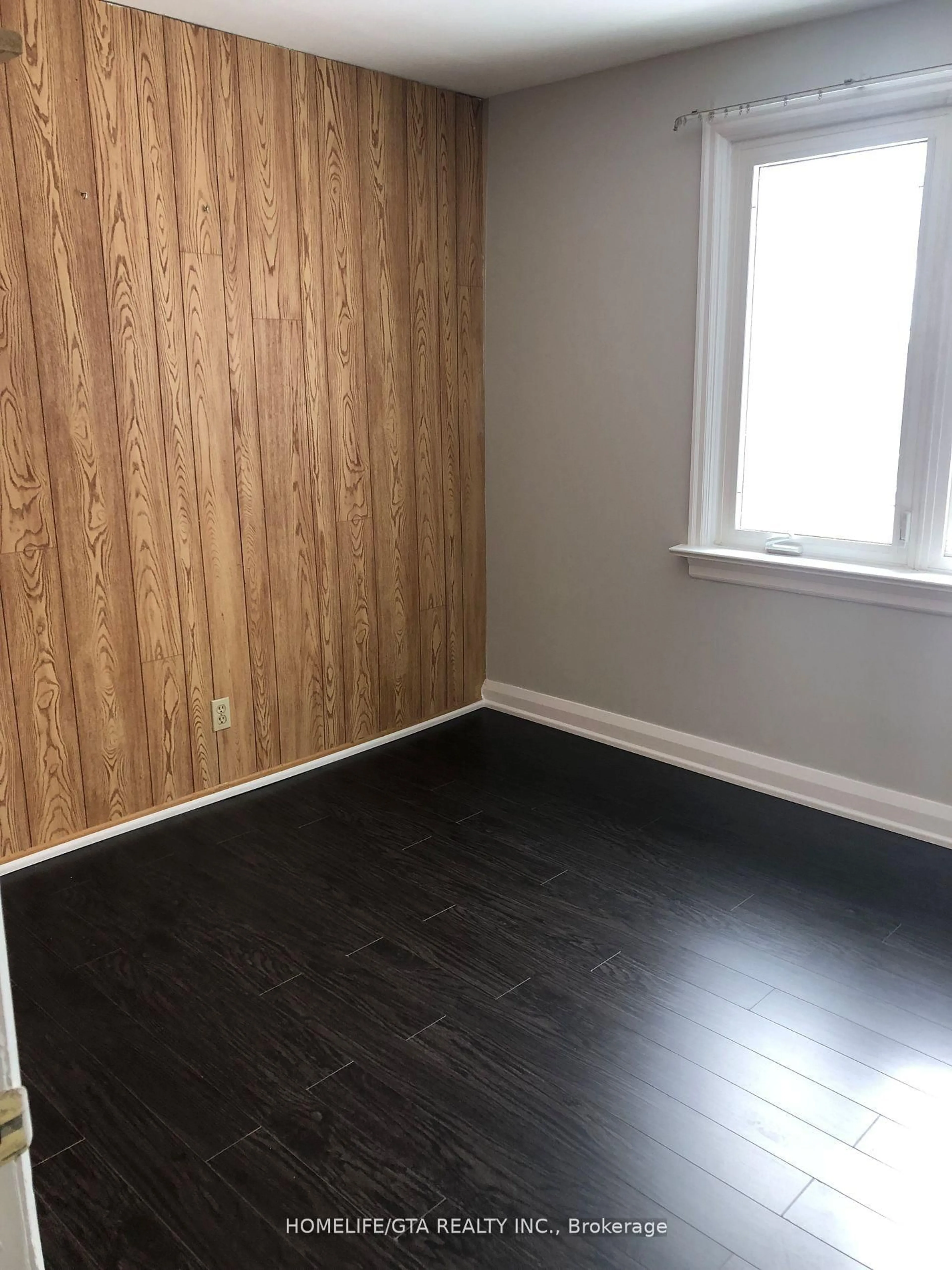 A pic of a room for 400 Manse Rd, Toronto Ontario M1E 3V6