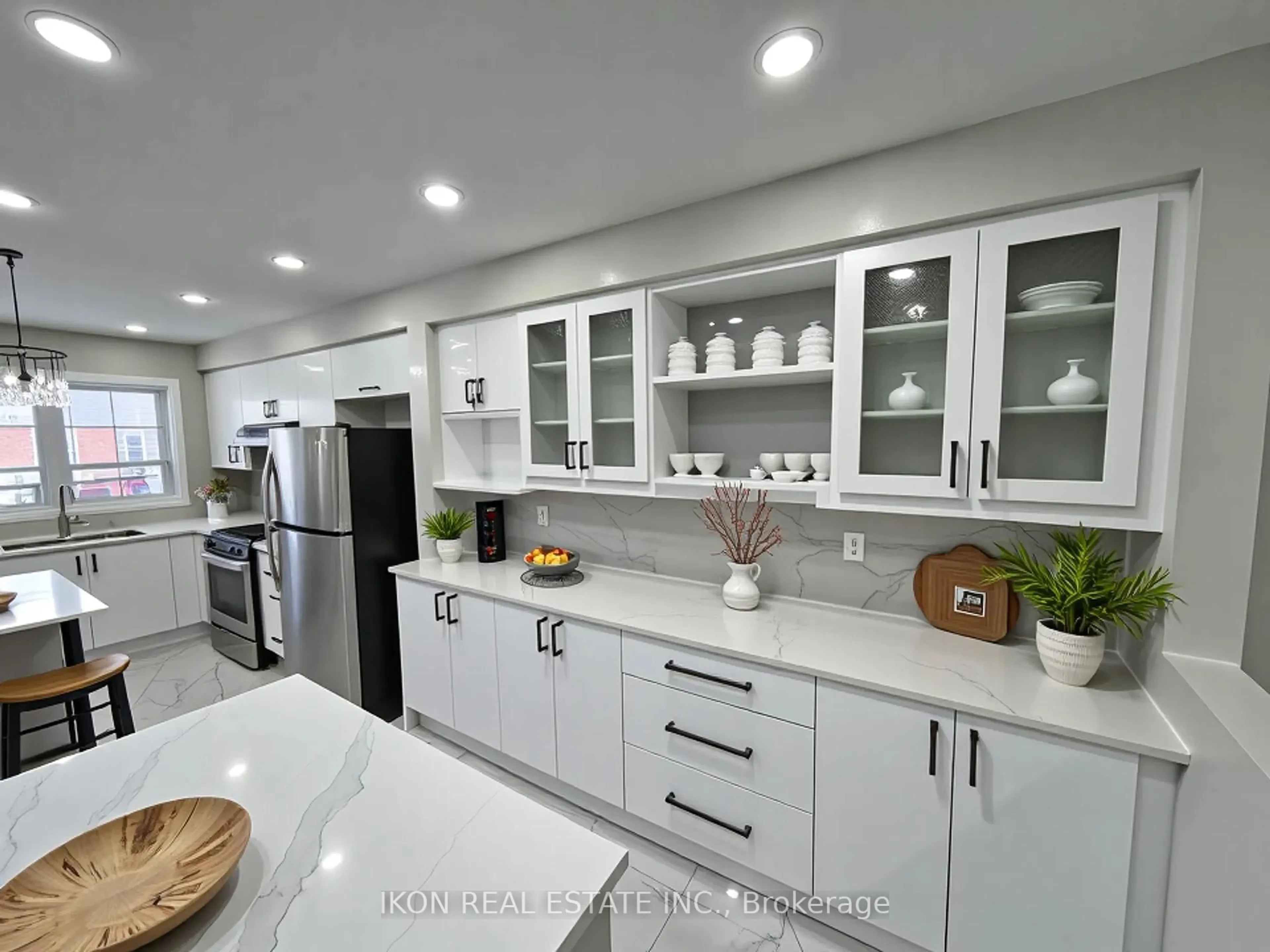 Contemporary kitchen, ceramic/tile floor for 67 Sprucedale Way, Whitby Ontario L1N 9T9