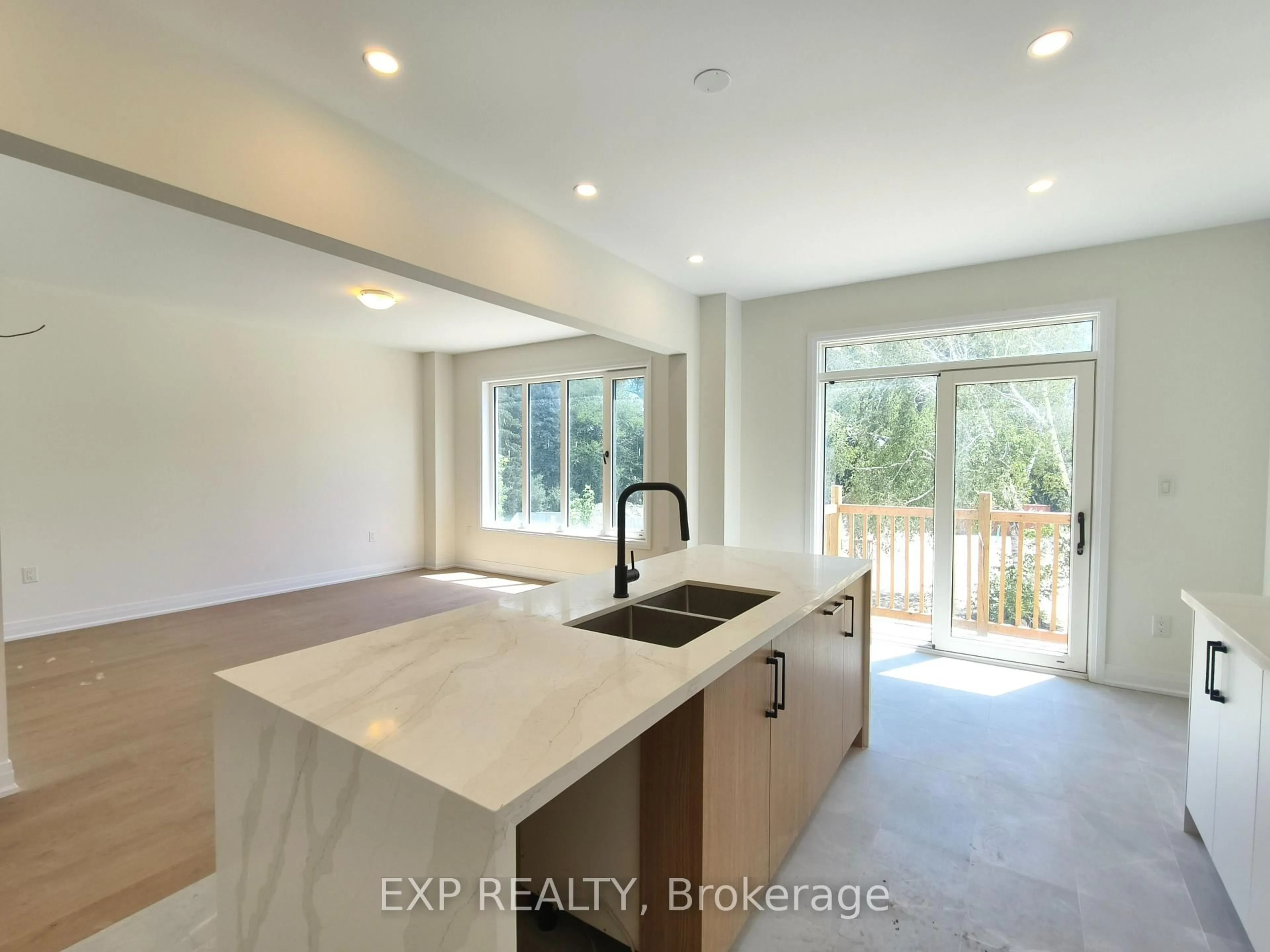 Open concept kitchen, unknown for 7 Dagenham Dr, Whitby Ontario L1P 0E2