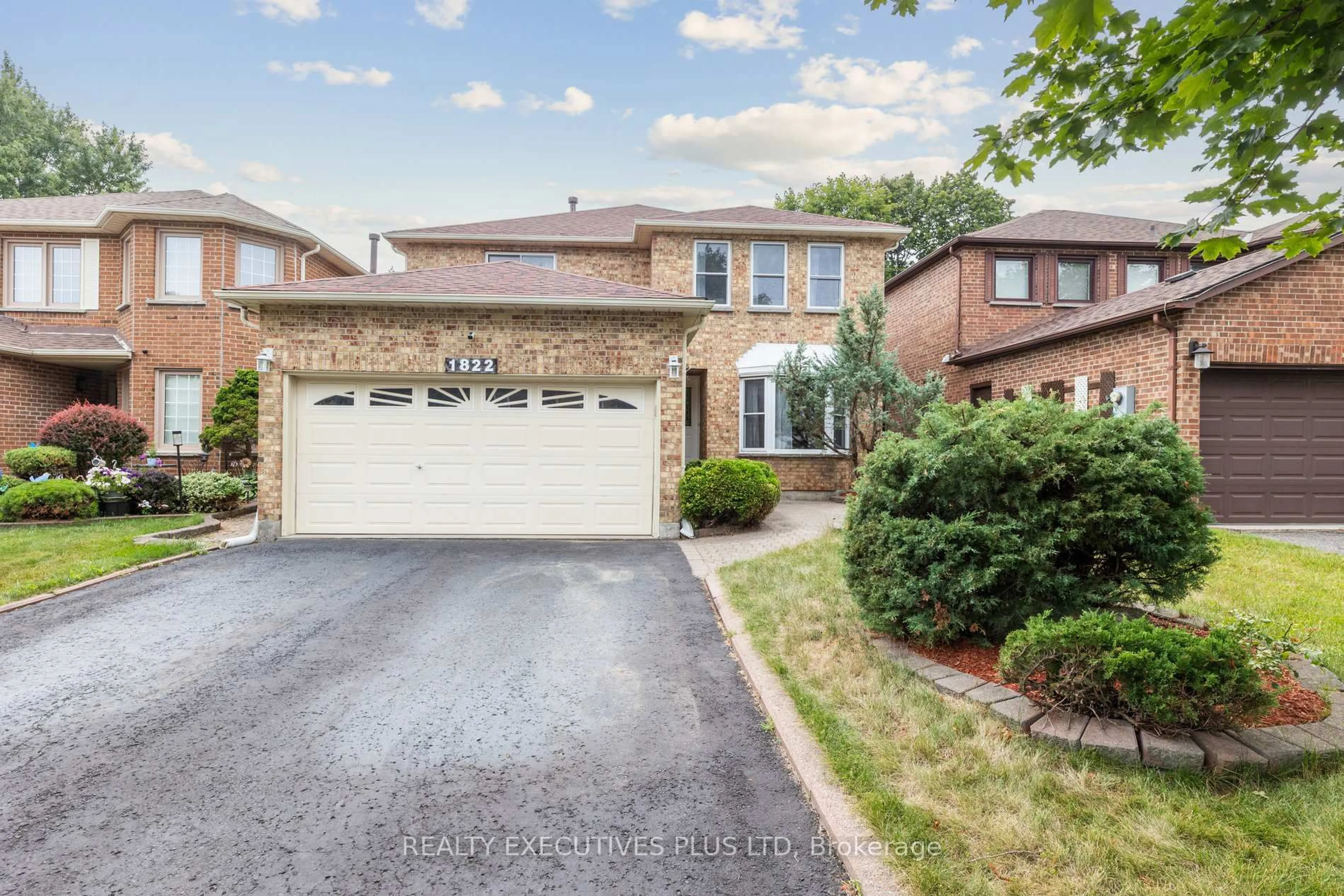 Home with brick exterior material, street for 1822 Forestview Dr, Pickering Ontario L1V 5T6