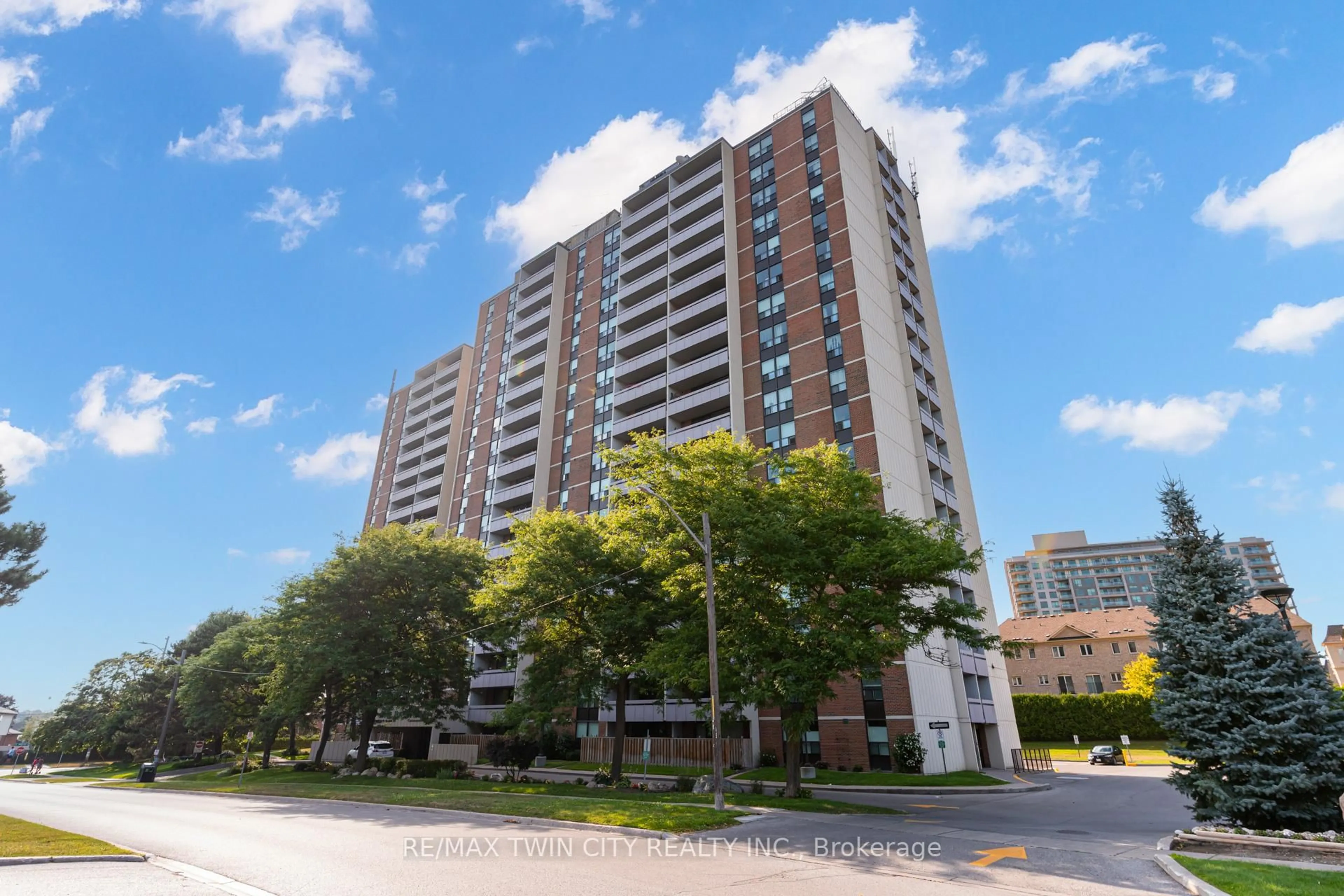 Unknown for 1210 Radom St #1507, Pickering Ontario L1W 2Z3