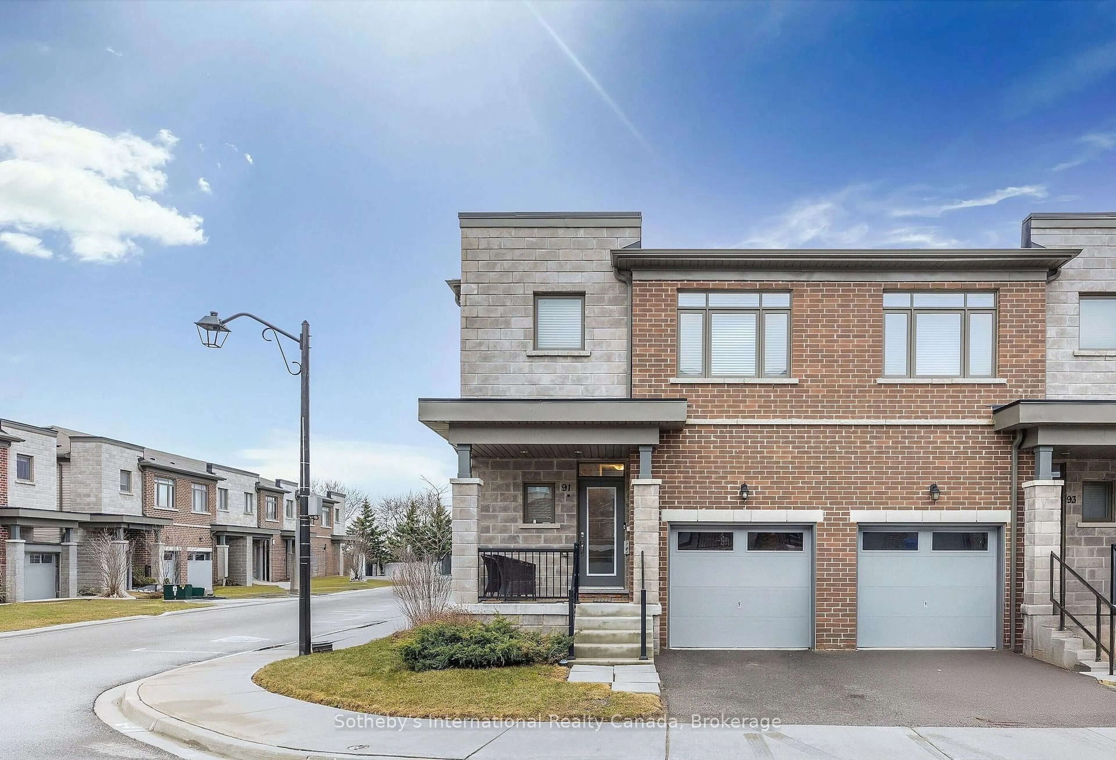 Home with brick exterior material, street for 91 Longshore Way, Whitby Ontario L1N 0M1