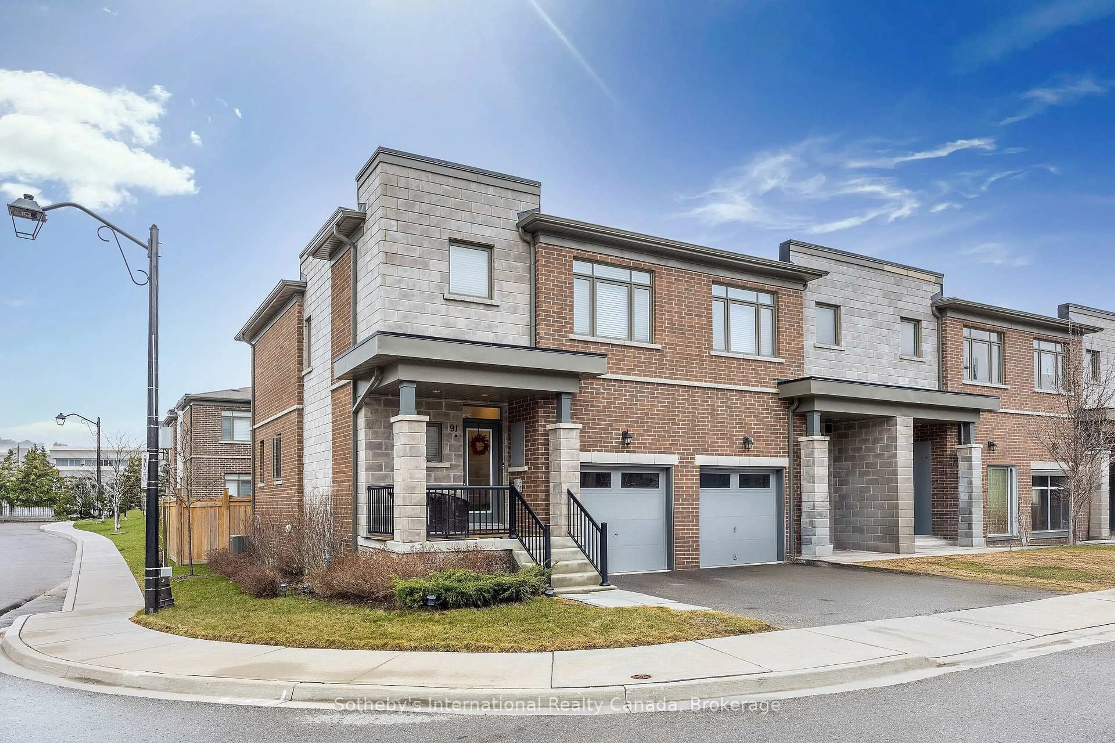 Home with brick exterior material, street for 91 Longshore Way, Whitby Ontario L1N 0M1