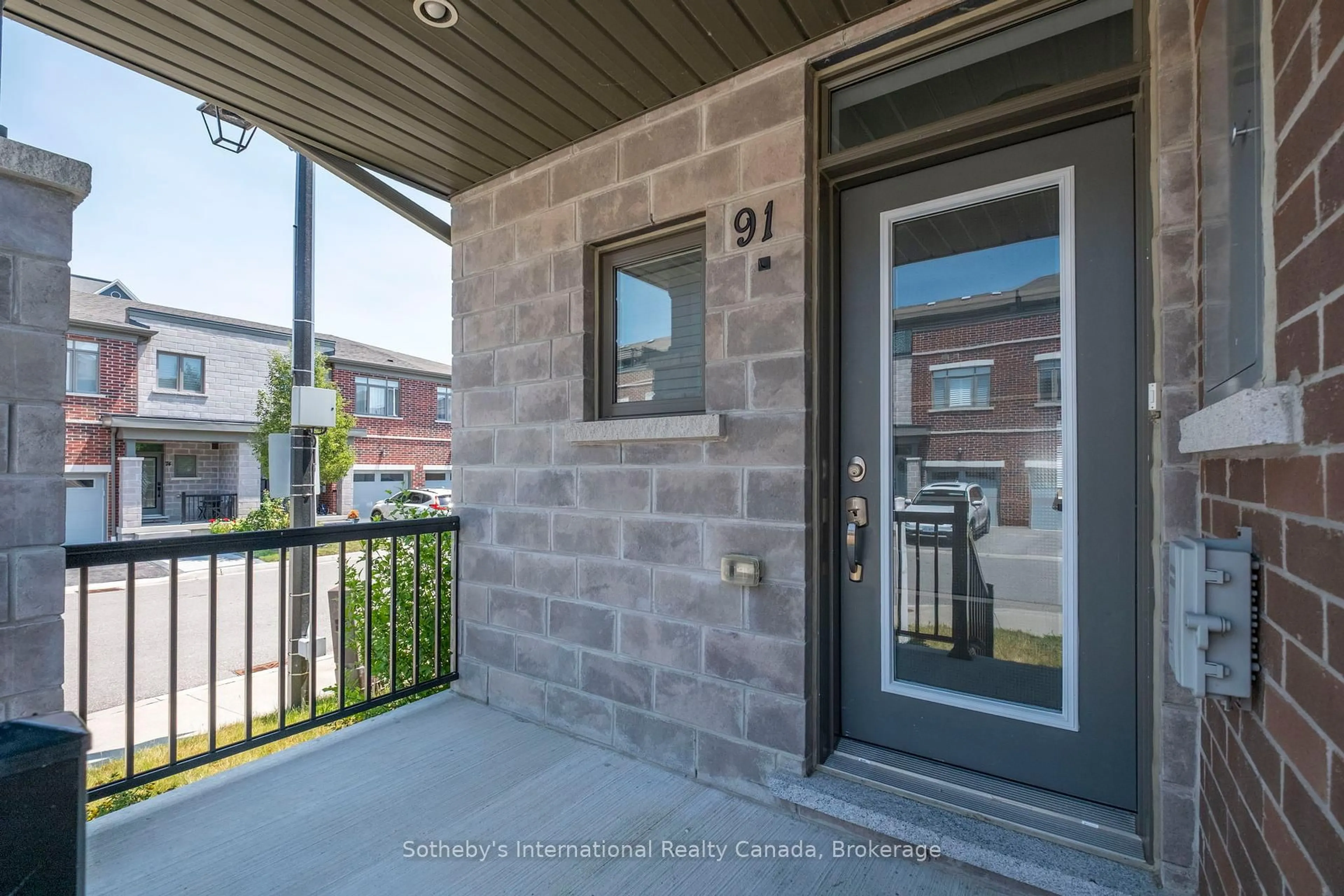 Unknown for 91 Longshore Way, Whitby Ontario L1N 0M1
