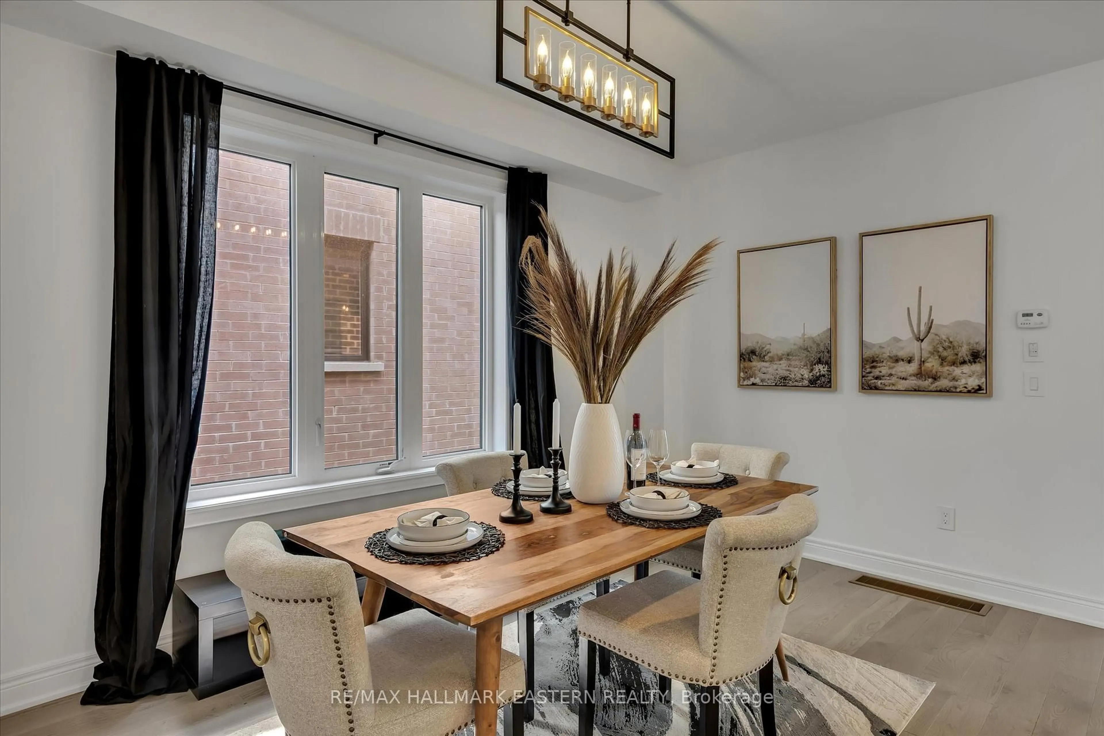 Dining room, unknown for 118 Whitehand Dr, Clarington Ontario L1B 0W1