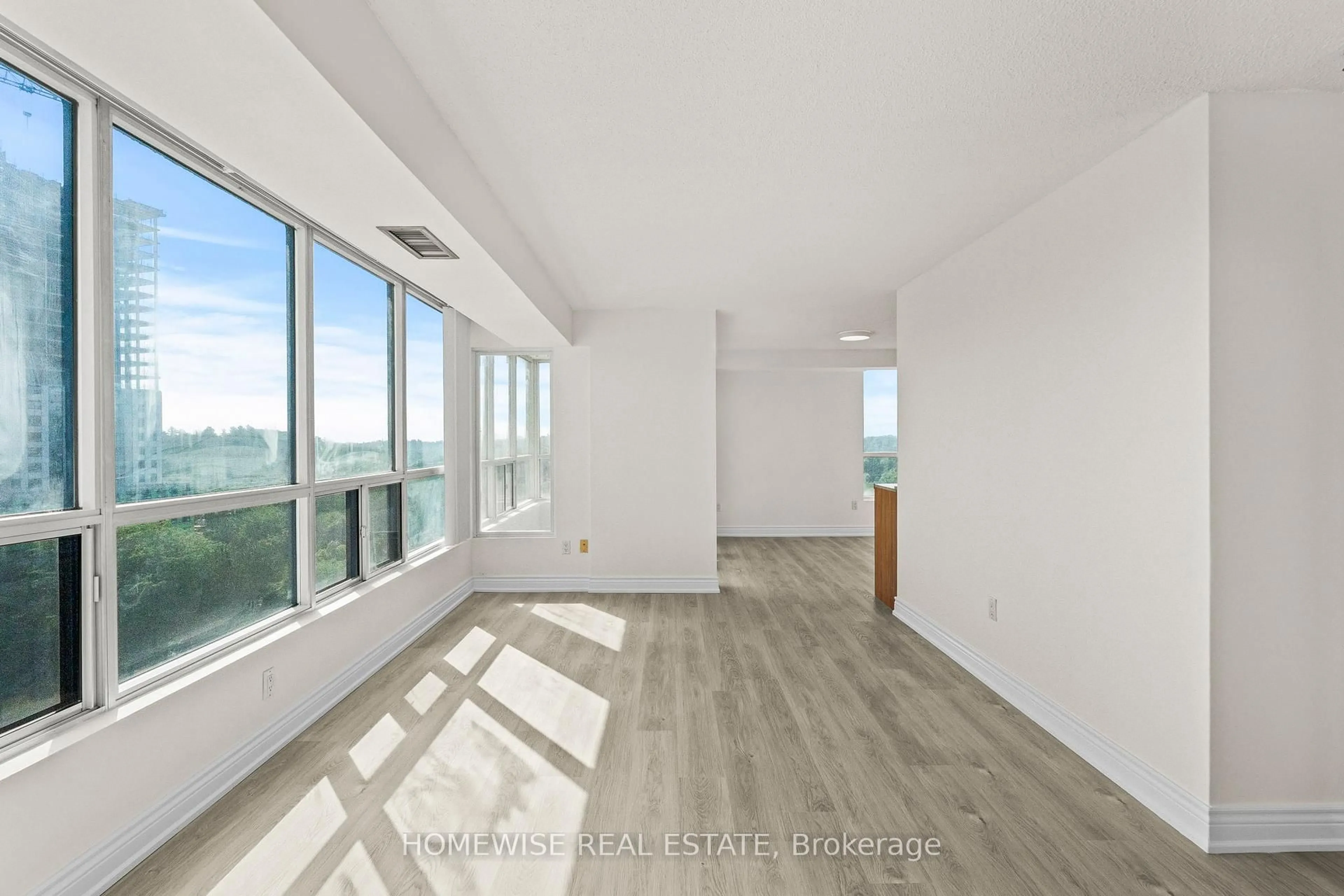 A pic of a room for 3050 Ellesmere Rd #906, Toronto Ontario M1E 5E6