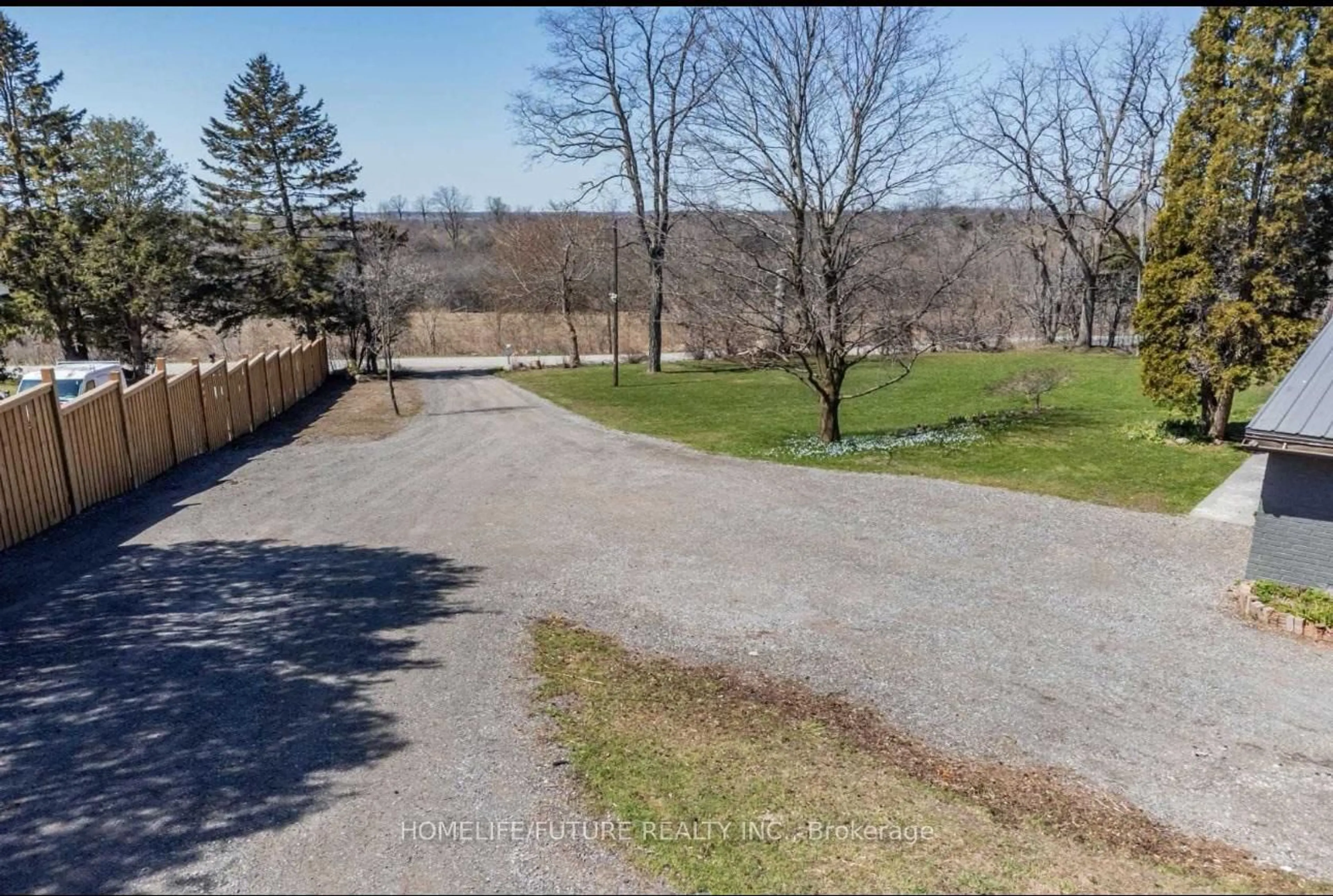 A pic from outside/outdoor area/front of a property/back of a property/a pic from drone, water/lake/river/ocean view for 3975 Kinsale Rd, Pickering Ontario L1Y 1E3