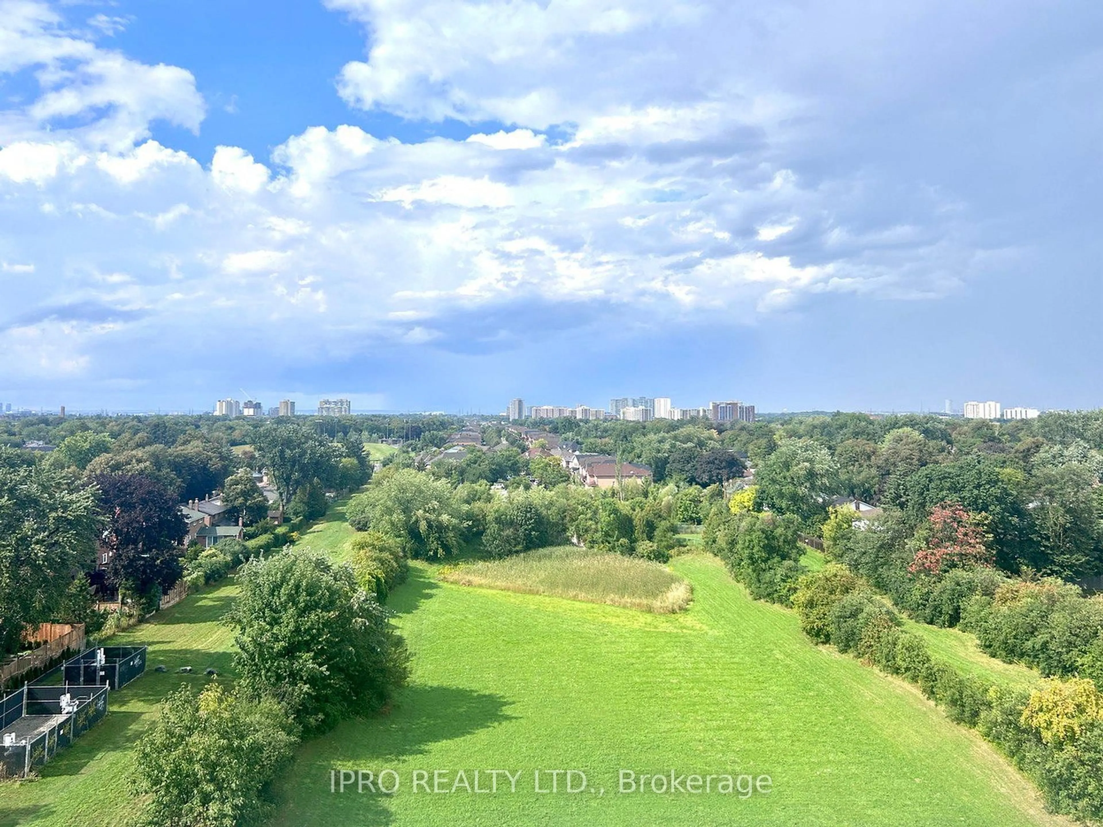 A pic from outside/outdoor area/front of a property/back of a property/a pic from drone, forest/trees view for 3220 Sheppard Ave #618, Toronto Ontario M1T 0B7