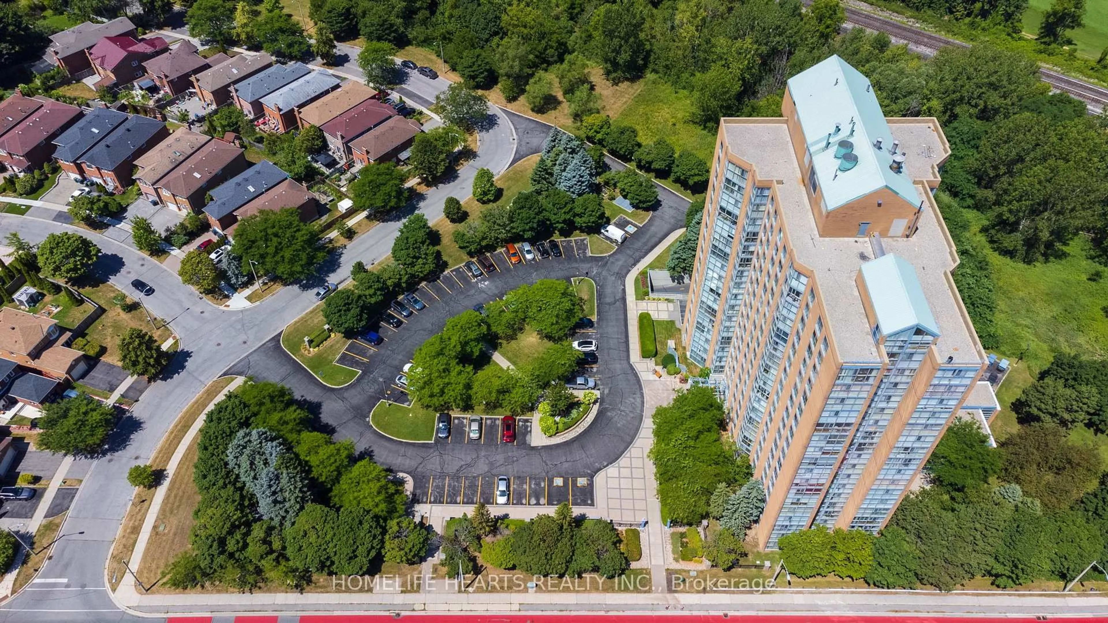 A pic from outside/outdoor area/front of a property/back of a property/a pic from drone, city buildings view from balcony for 90 Dale Ave #1706, Toronto Ontario M1J 3N4