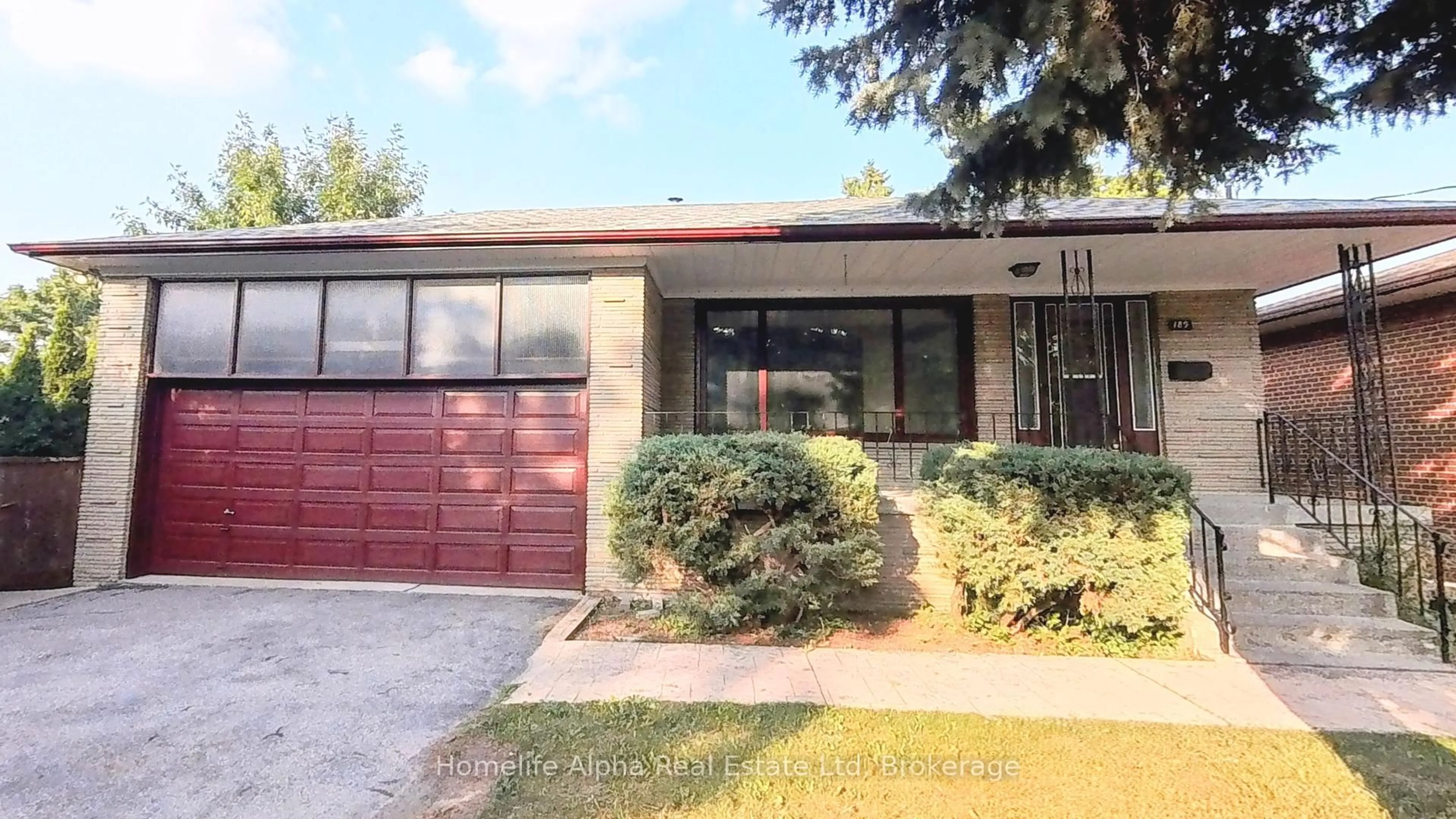 Home with brick exterior material, street for 189 Bellamy Rd, Toronto Ontario M1J 2L3
