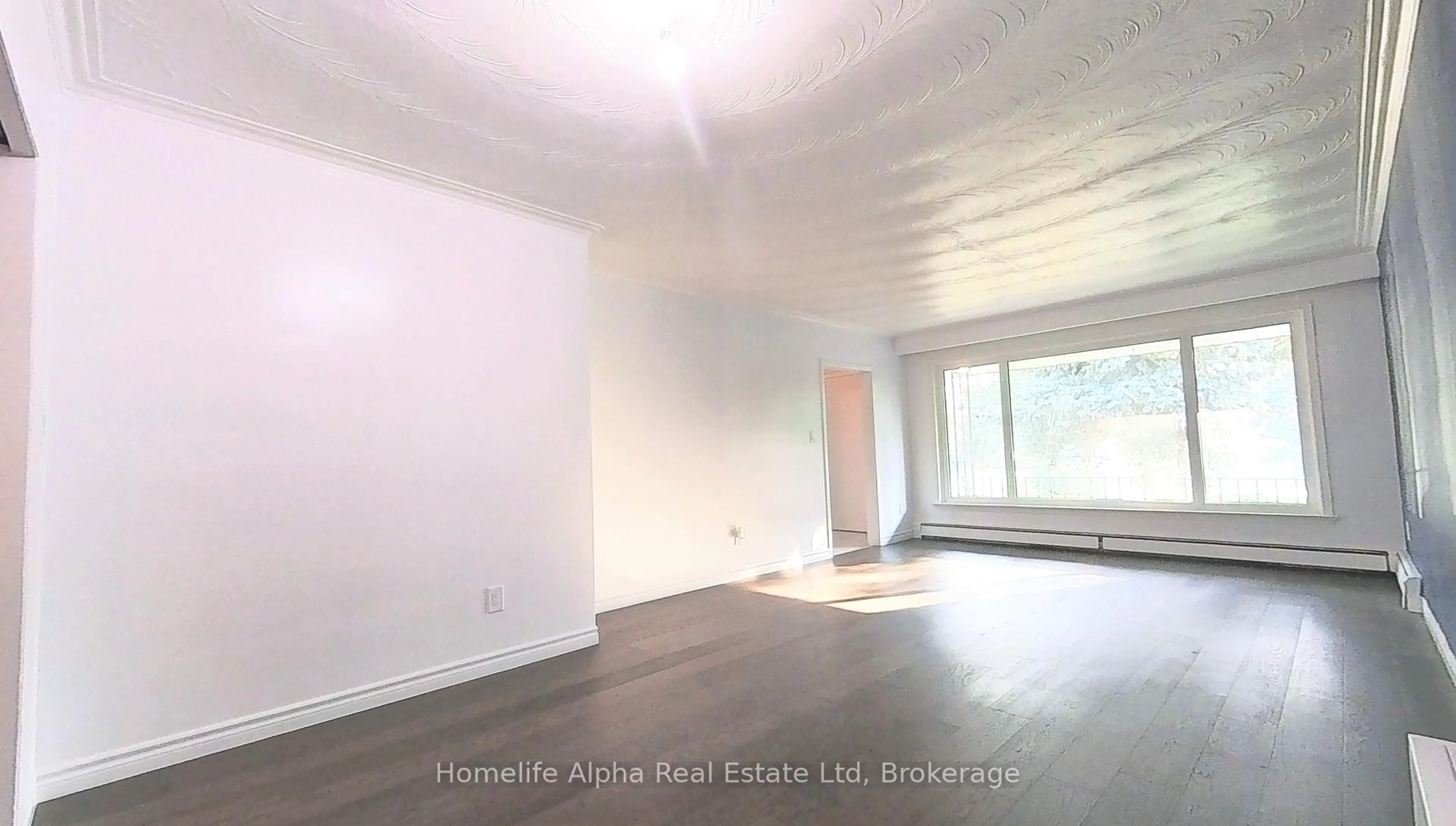A pic of a room for 189 Bellamy Rd, Toronto Ontario M1J 2L3