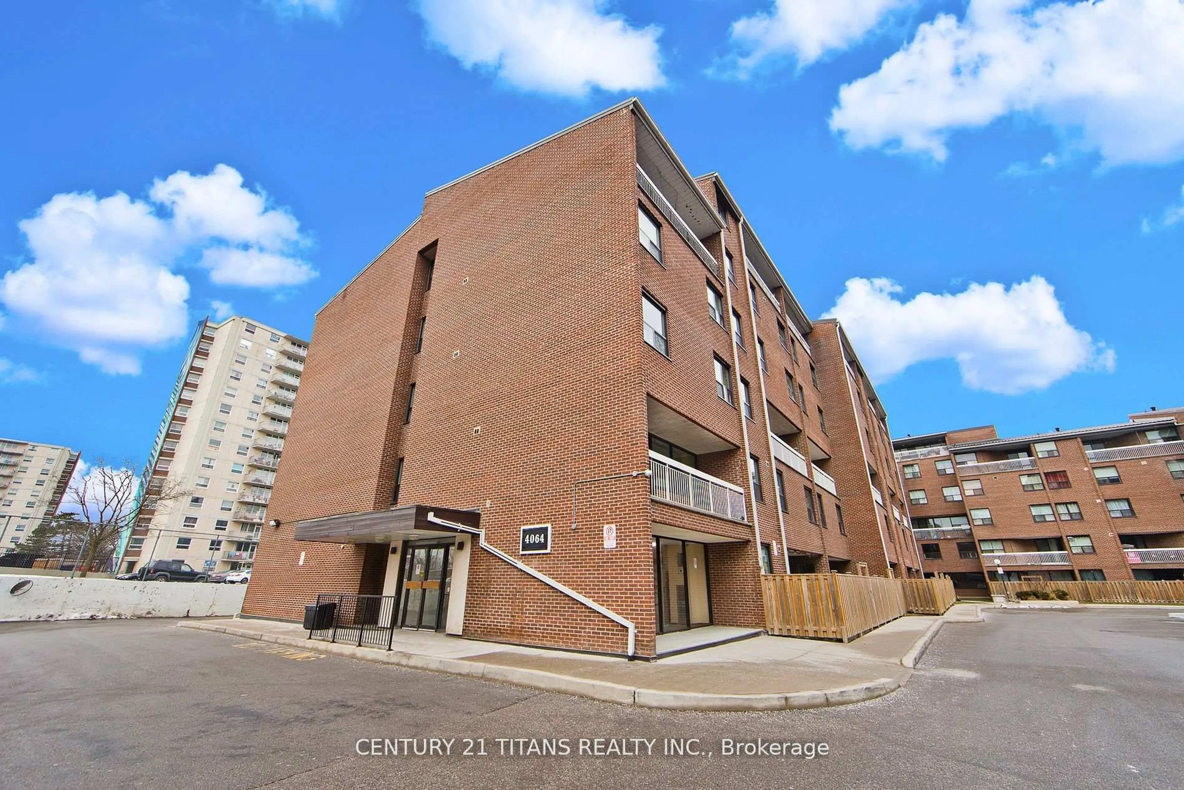 Unknown for 4064 Lawrence Ave #210, Toronto Ontario M1E 4V6