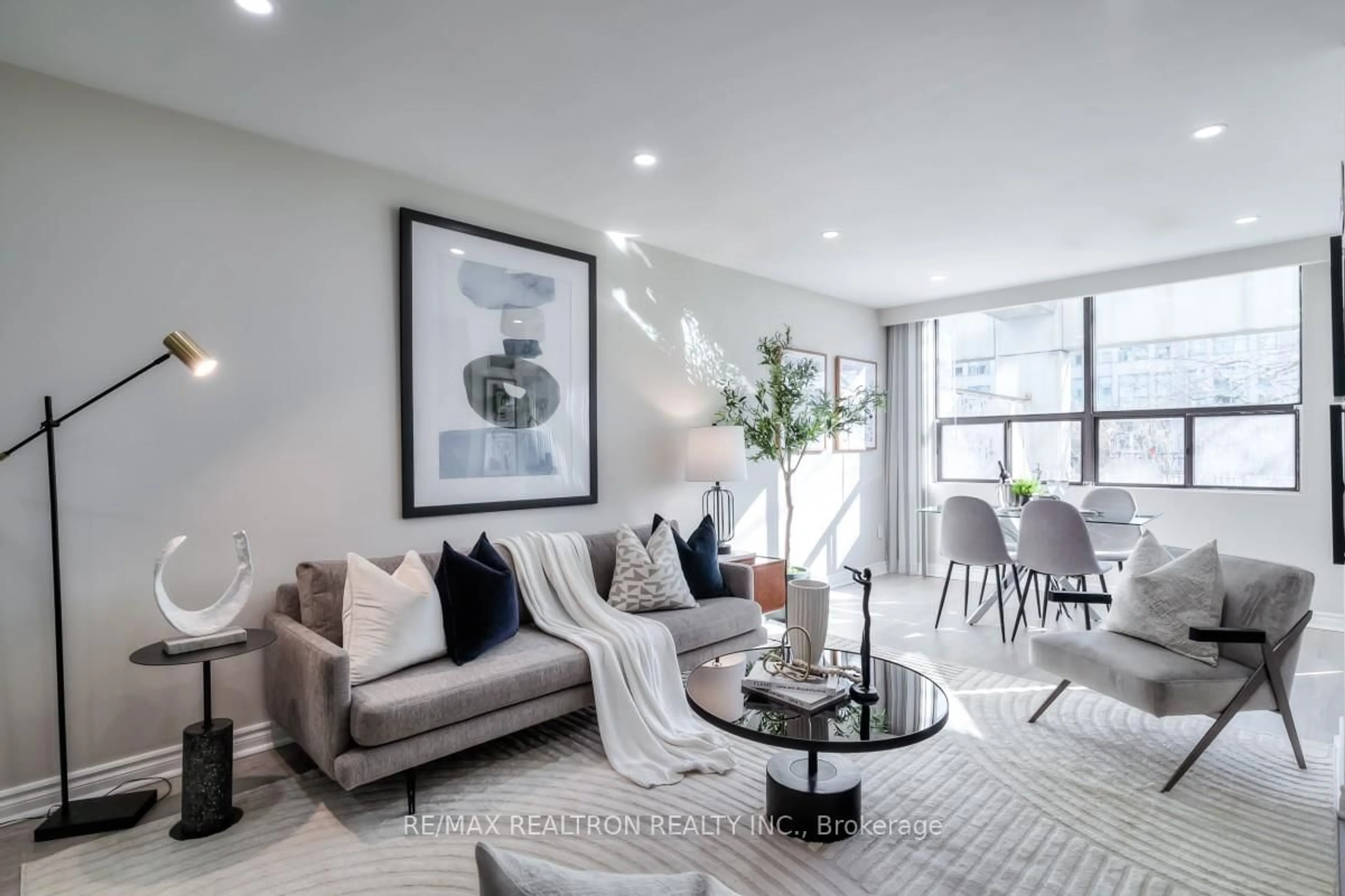 Living room with furniture, unknown for 39 Kimbercroft Crt #105, Toronto Ontario M1S 5B5