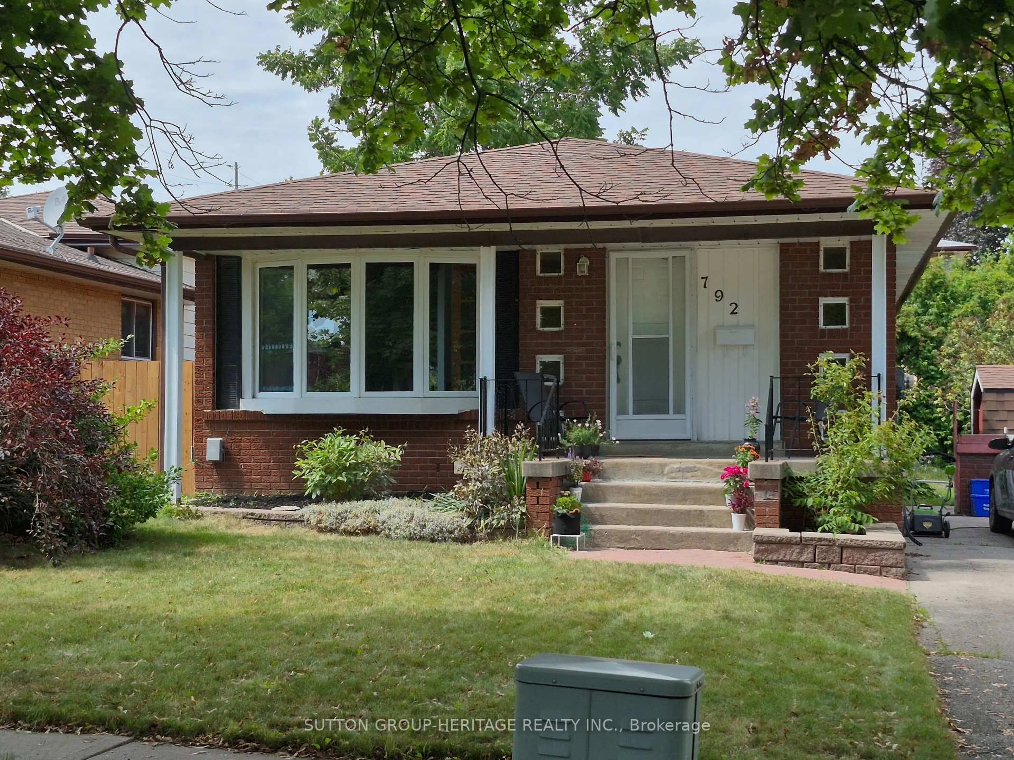 Home with brick exterior material, street for 792 Tatra Dr, Oshawa Ontario L1J 6S7