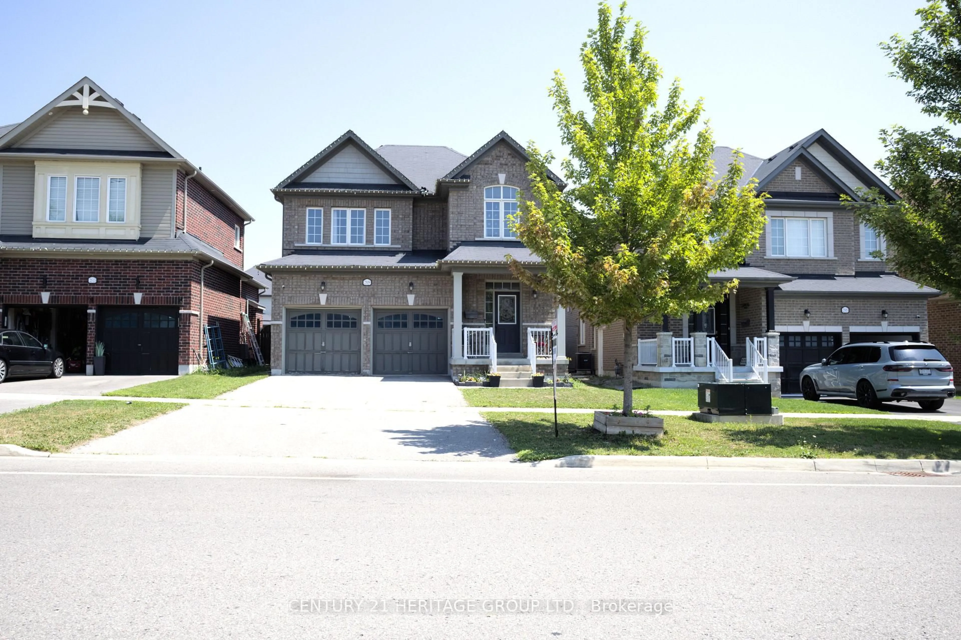 Home with brick exterior material, street for 2509 Bridle Rd, Oshawa Ontario L1L 0J1